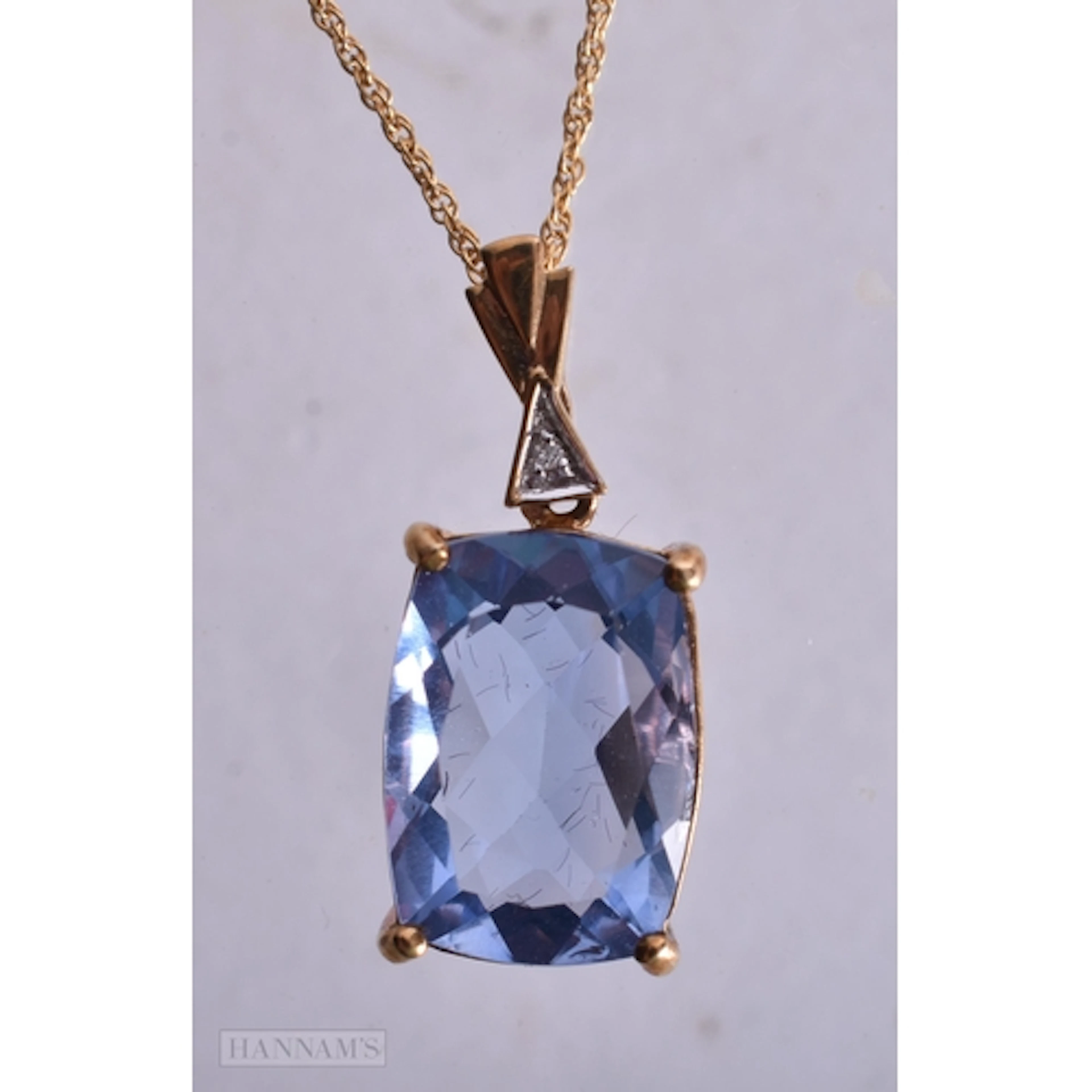 9ct gold blue gemstone diamond pendant necklace (3.7g). 48 c...