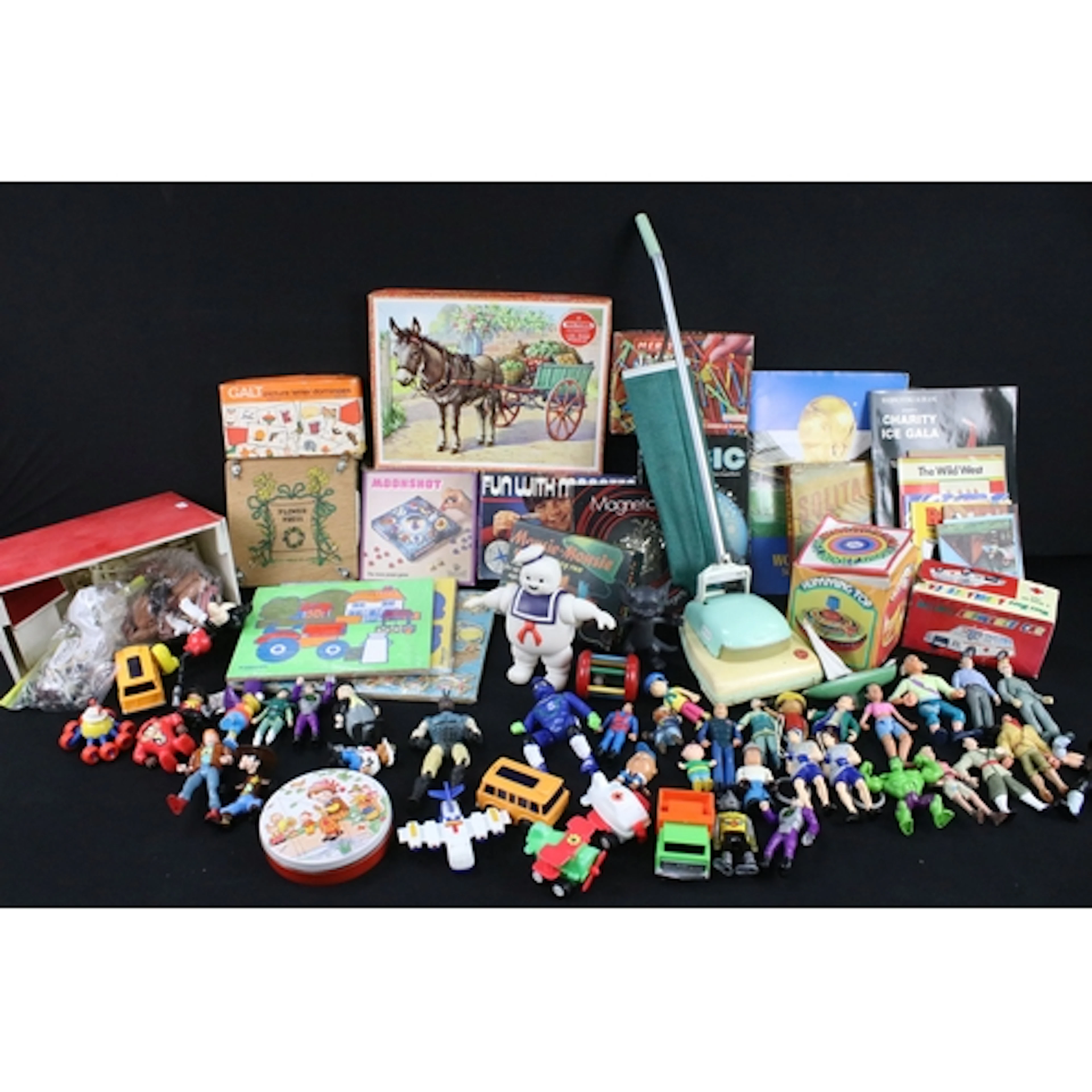 Collection of circa 1980s onwards action figures and games t...