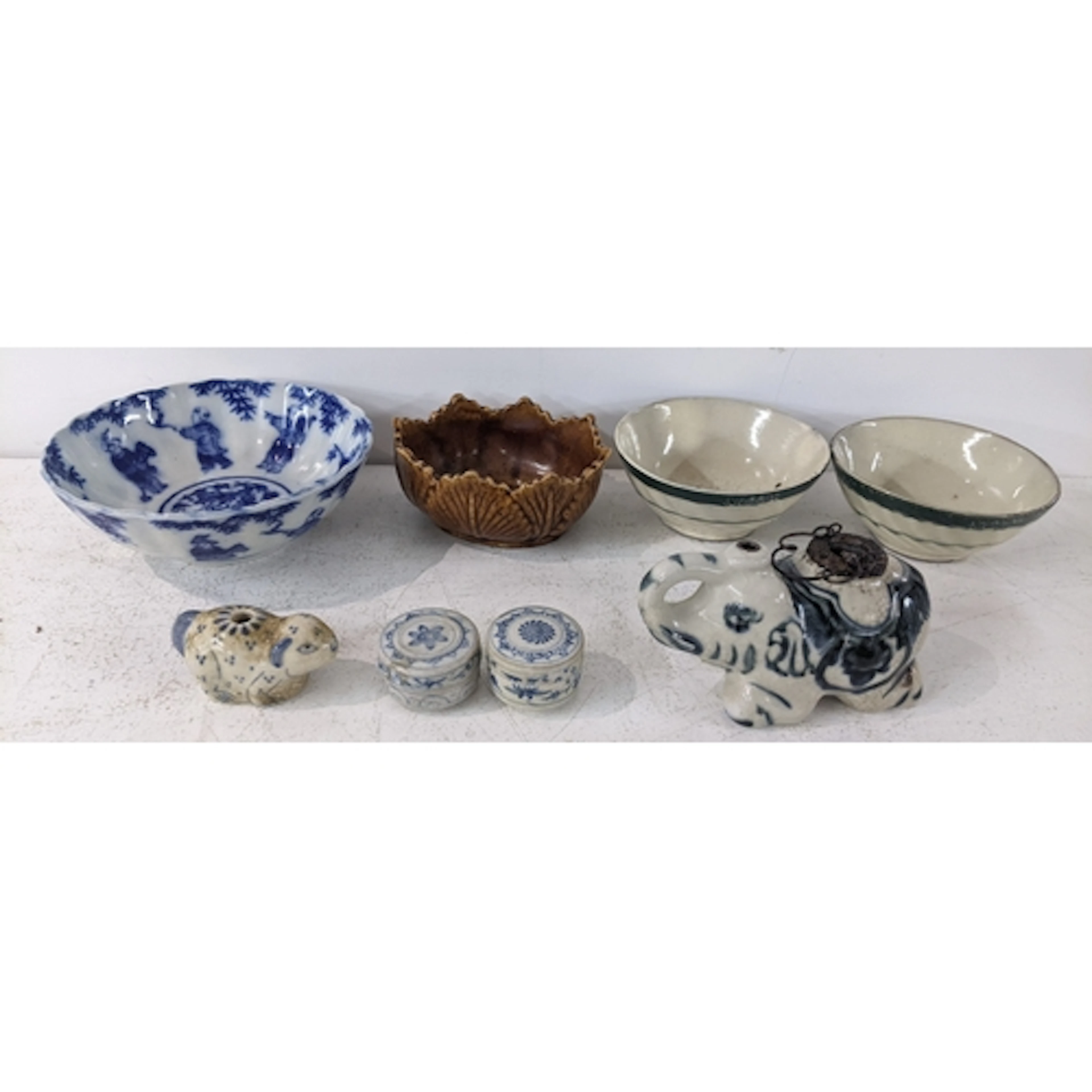 A mixed lot of Asian ceramics to include two 15th century Vi...