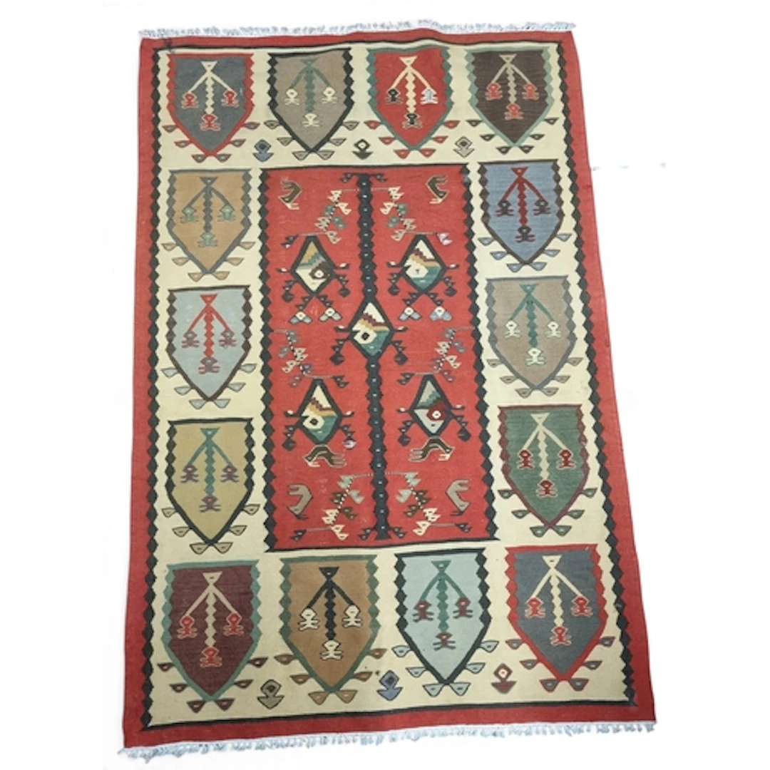A Sarkoy red ground Kilm. 160 x 106 cm approx.