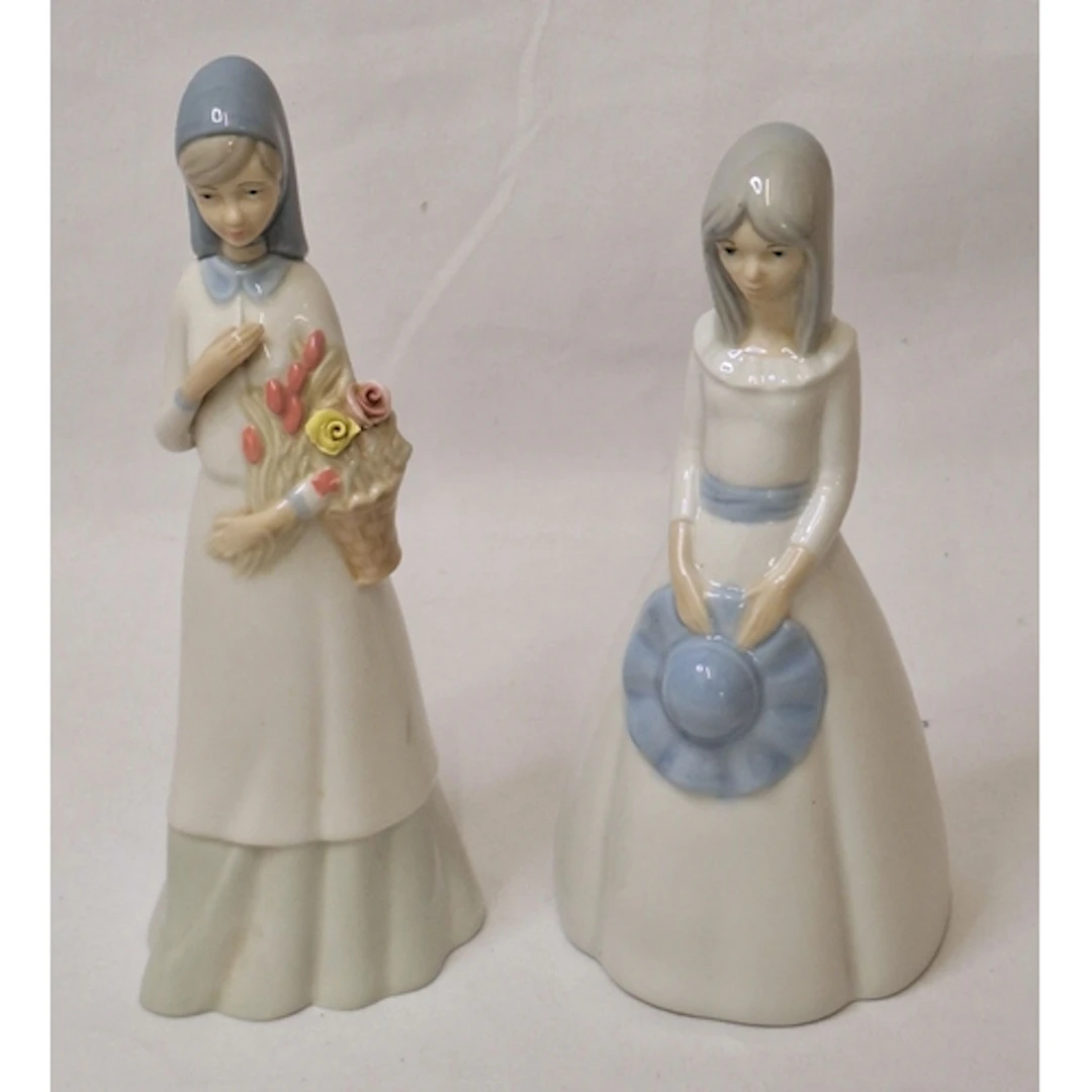 2 Porcelain Figurines stamped to base Porcelanas Miquel Requ...