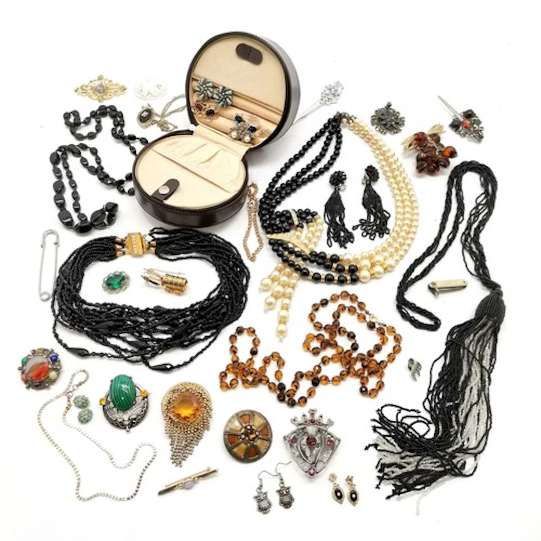 Qty of costume jewellery inc beaded necklace with long 25cm ...