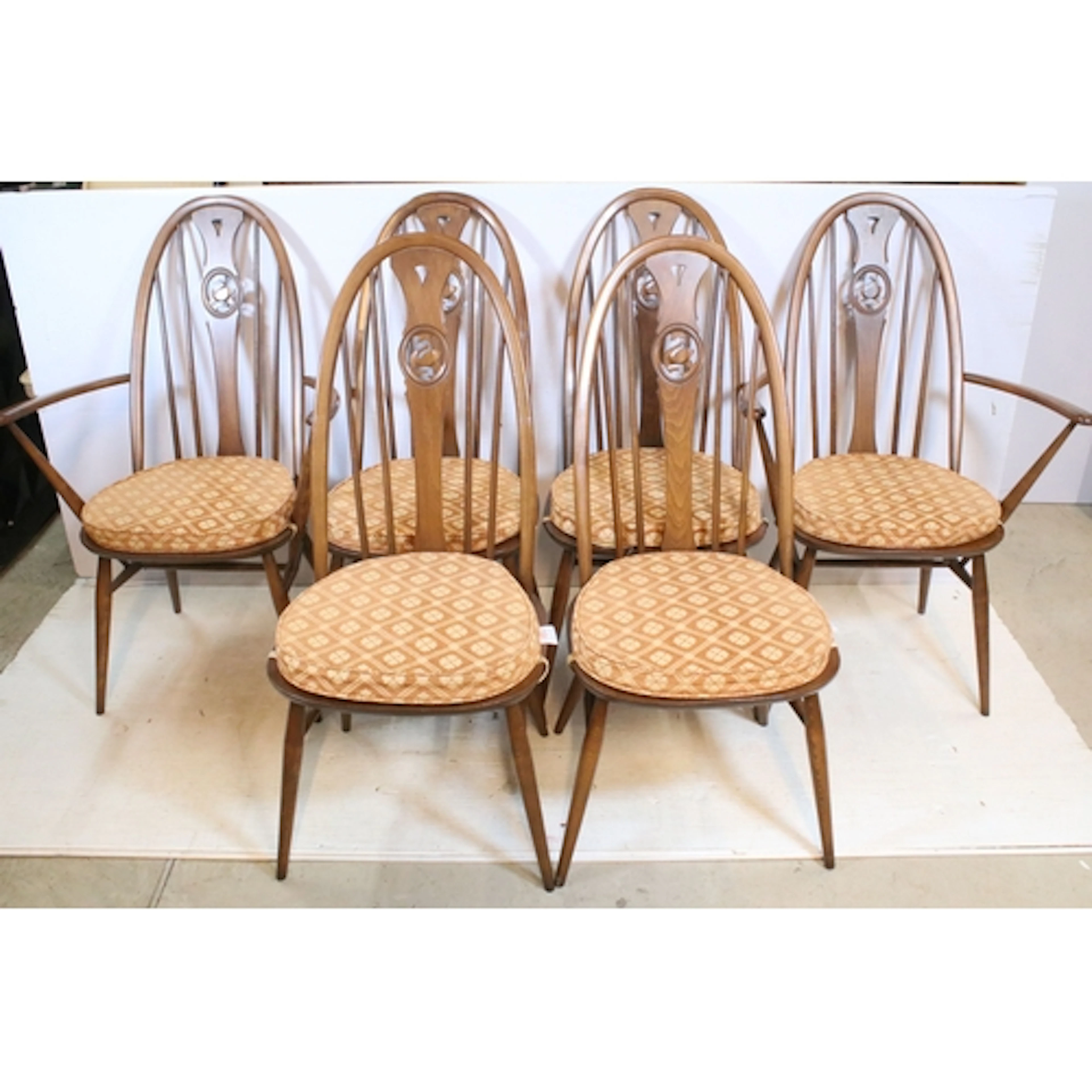 Set of six Ercol 'Golden Dawn' swan-backed Windsor dining ch...