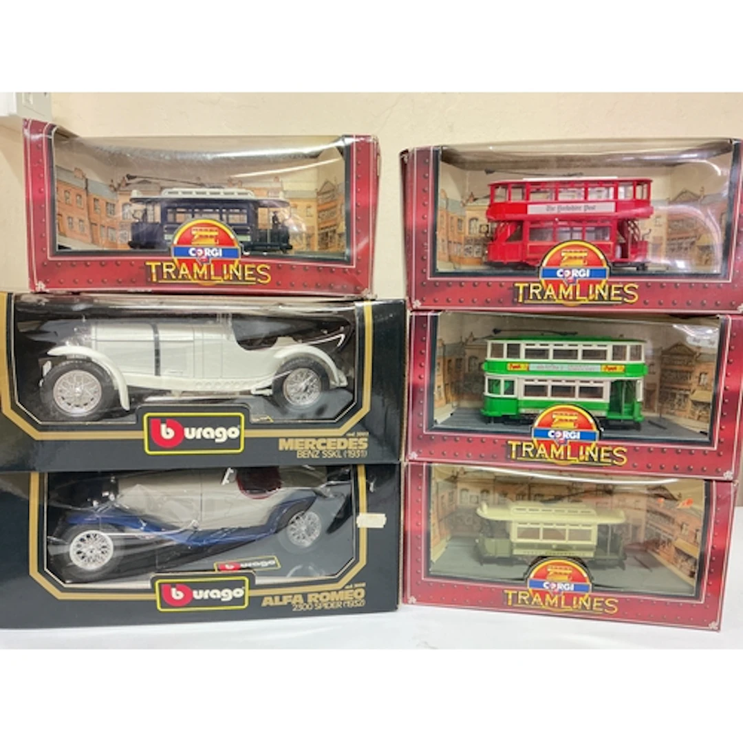 2 Boxed Burago Diecast A Mercedes Benz SSKL 1931, A Alfa Rom...