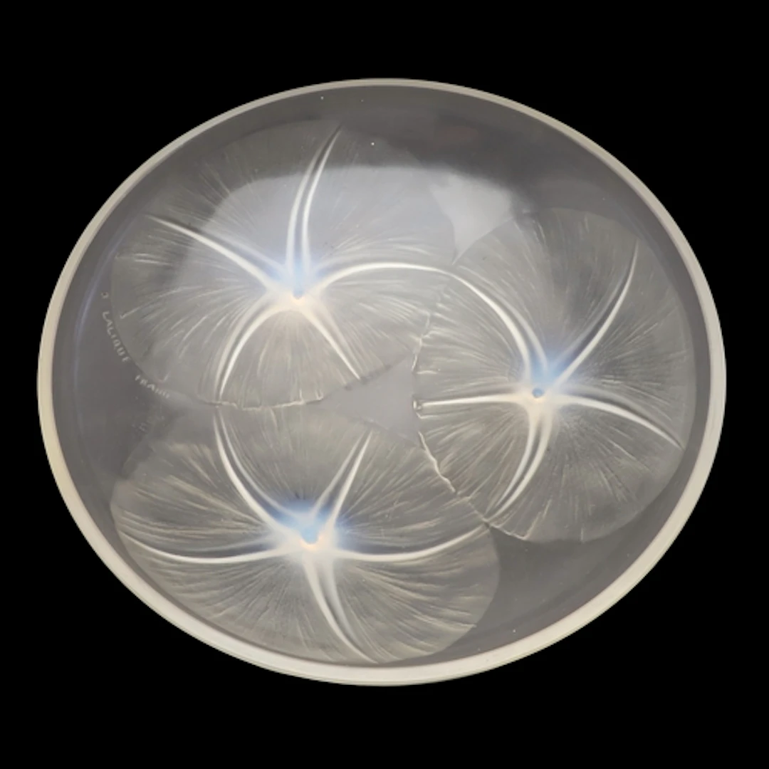 LALIQUE GLASS BOWL - VOLUBILIS. An opalescent and frosted gl...