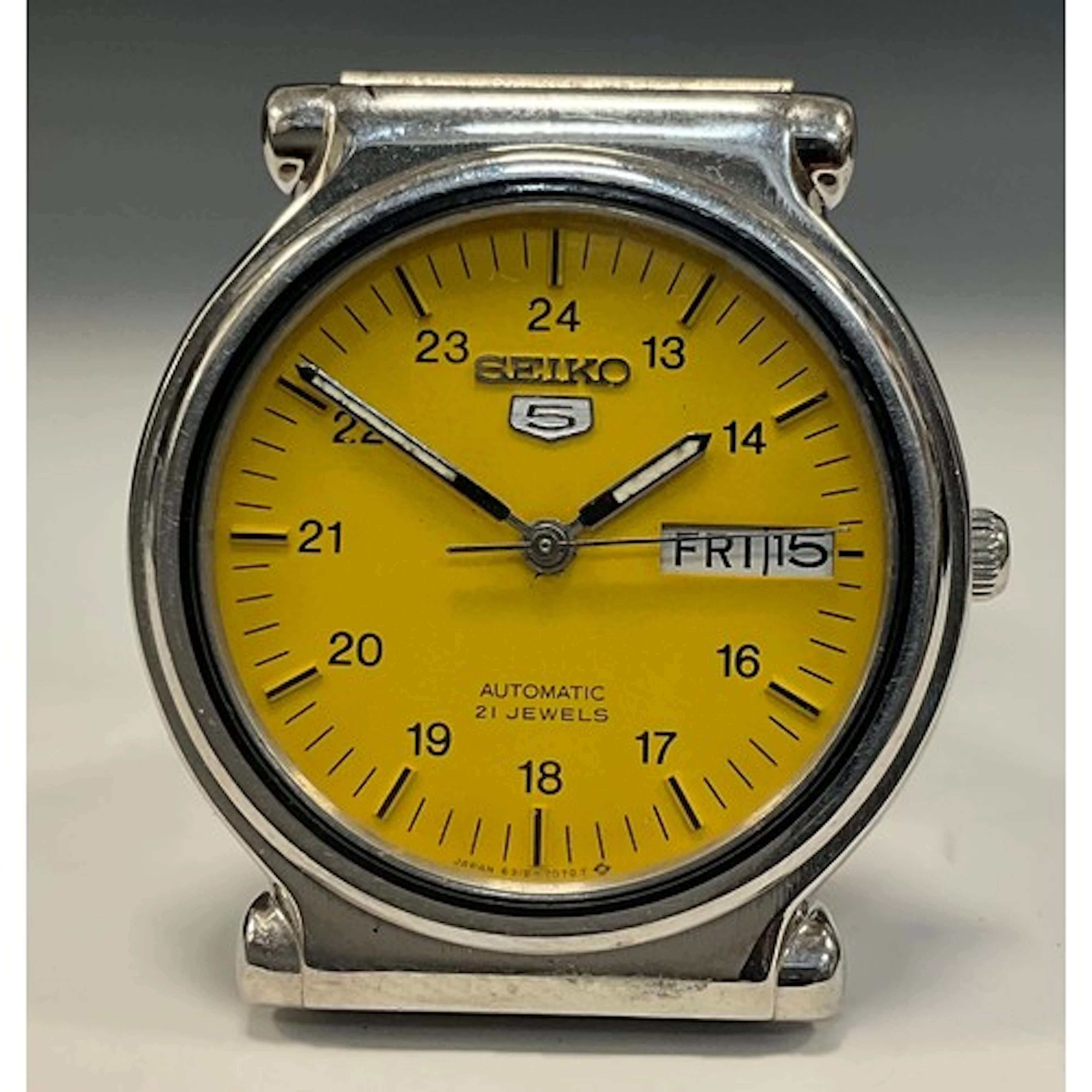 Seiko - a 6139-7040 Seiko 5 automatic stainless steel cased ...
