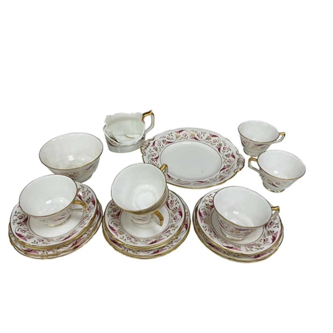 A Royal Crown Derby Princess pattern twenty one piece porcel...