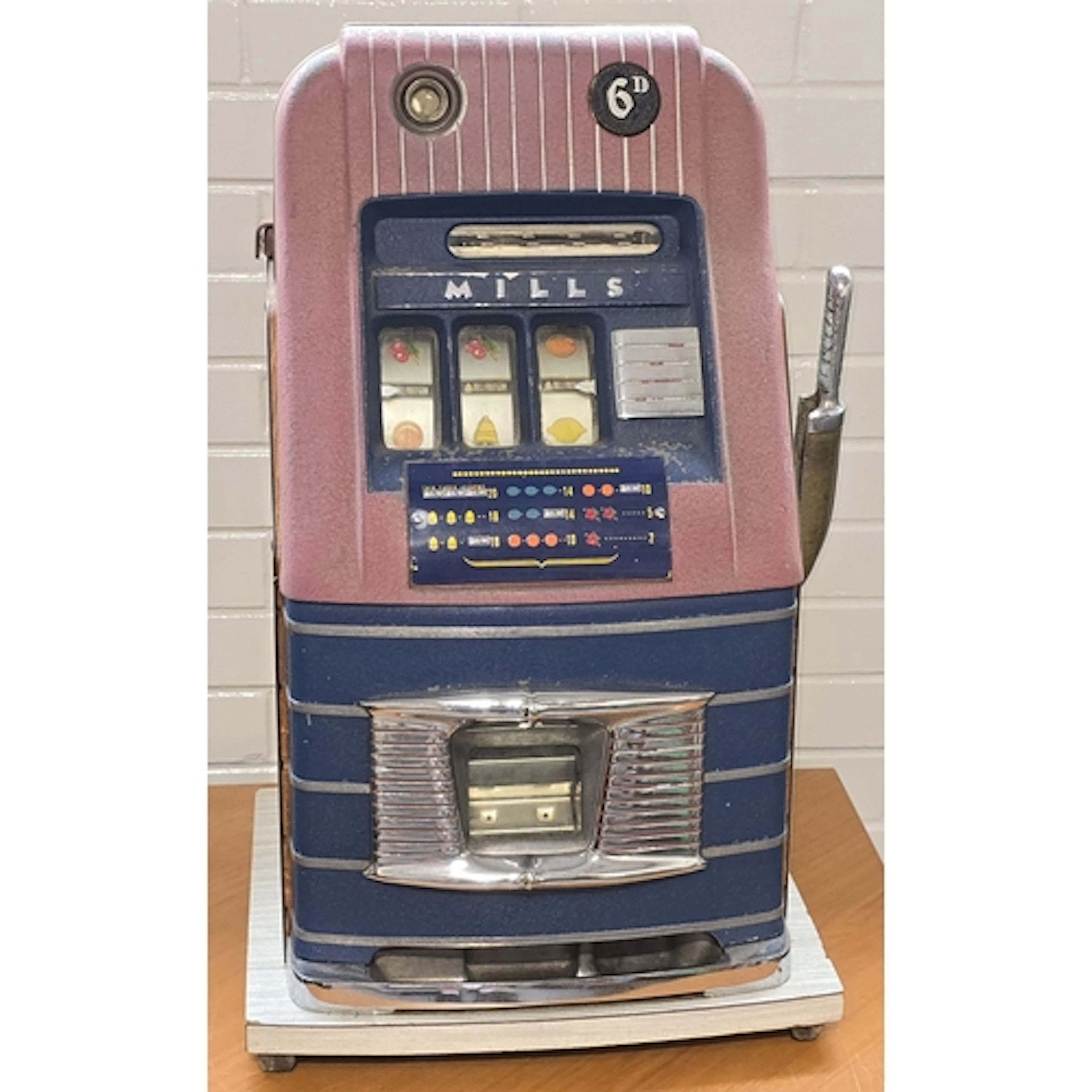 Vintage Mills Jewel Bell High Top slot fruit machine. Origin...