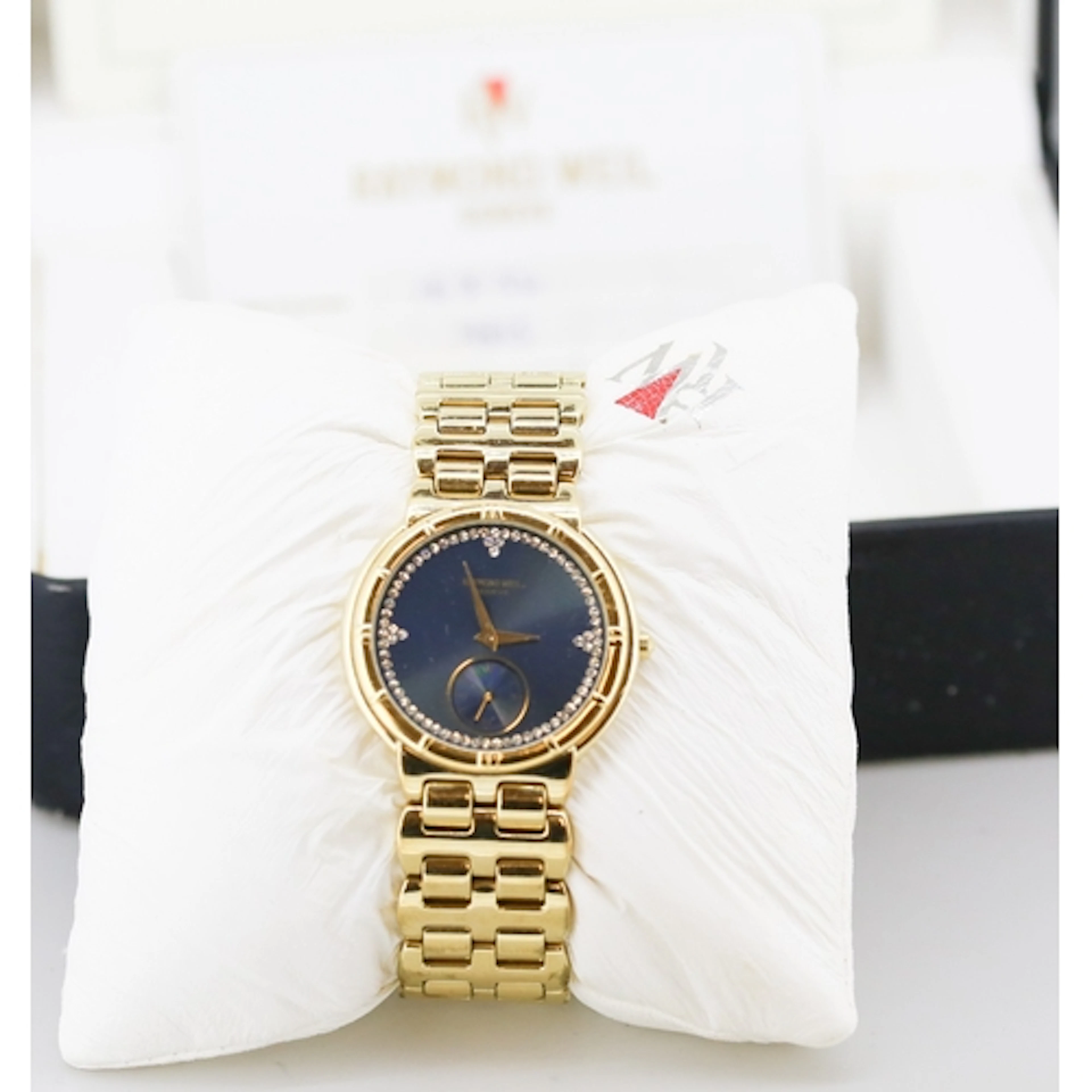 Raymond Weil Geneve, 18k Gold Electroplated Unisex Swiss Mad...