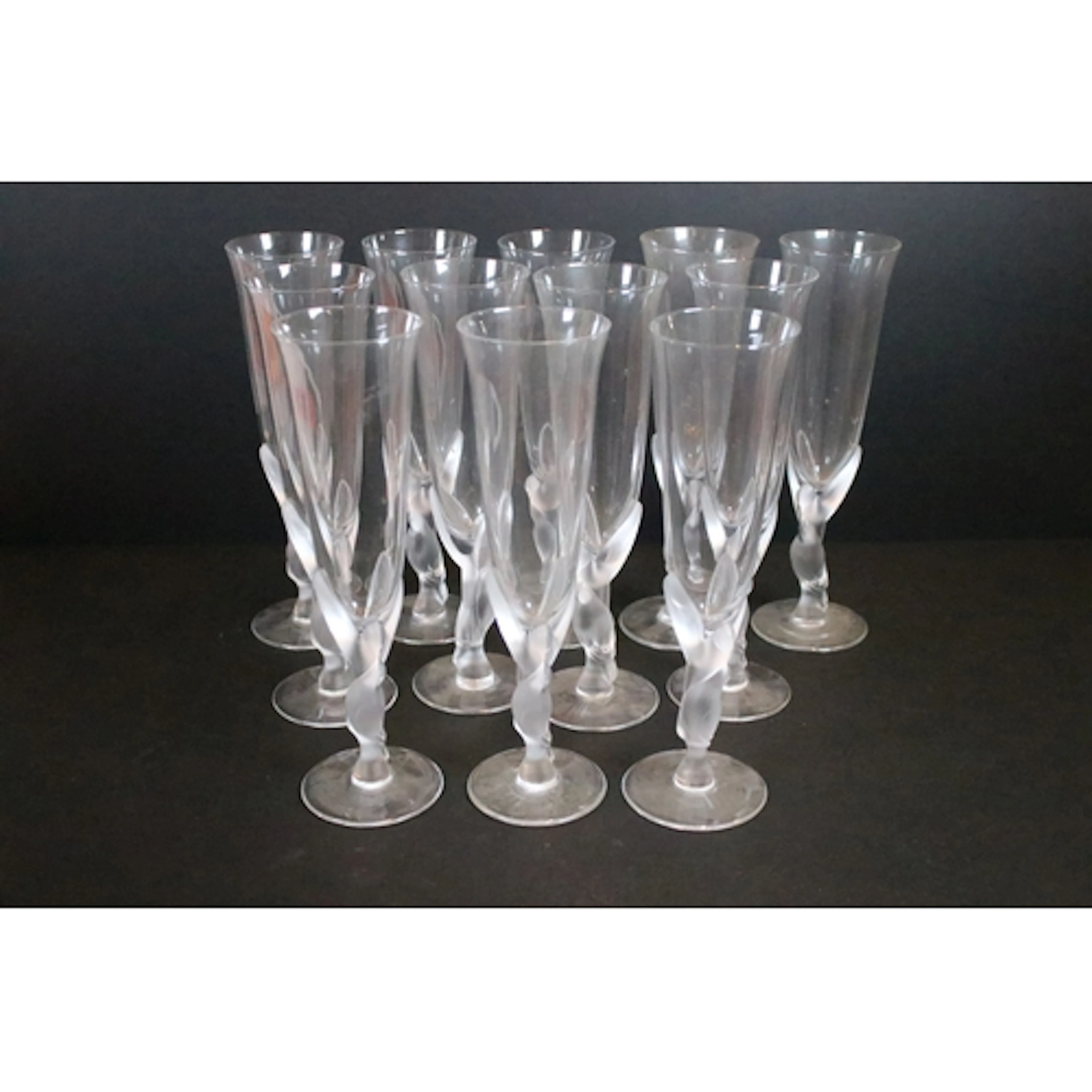 Group of Franklin Mint Faberge glassware, to comprise twelve...