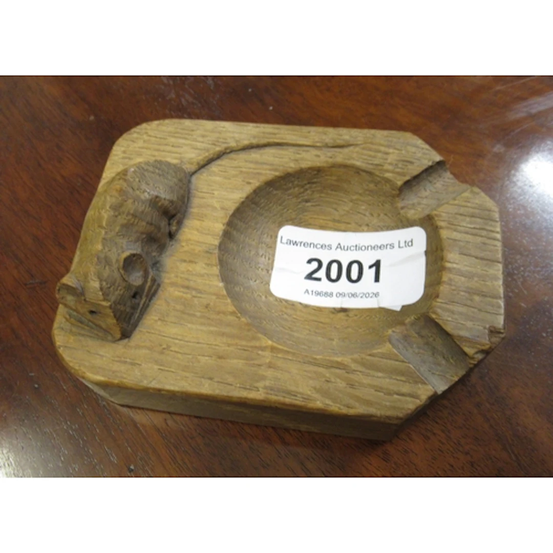 Robert Mouseman Thompson, small carved oak ash tray, 10 x 8c...