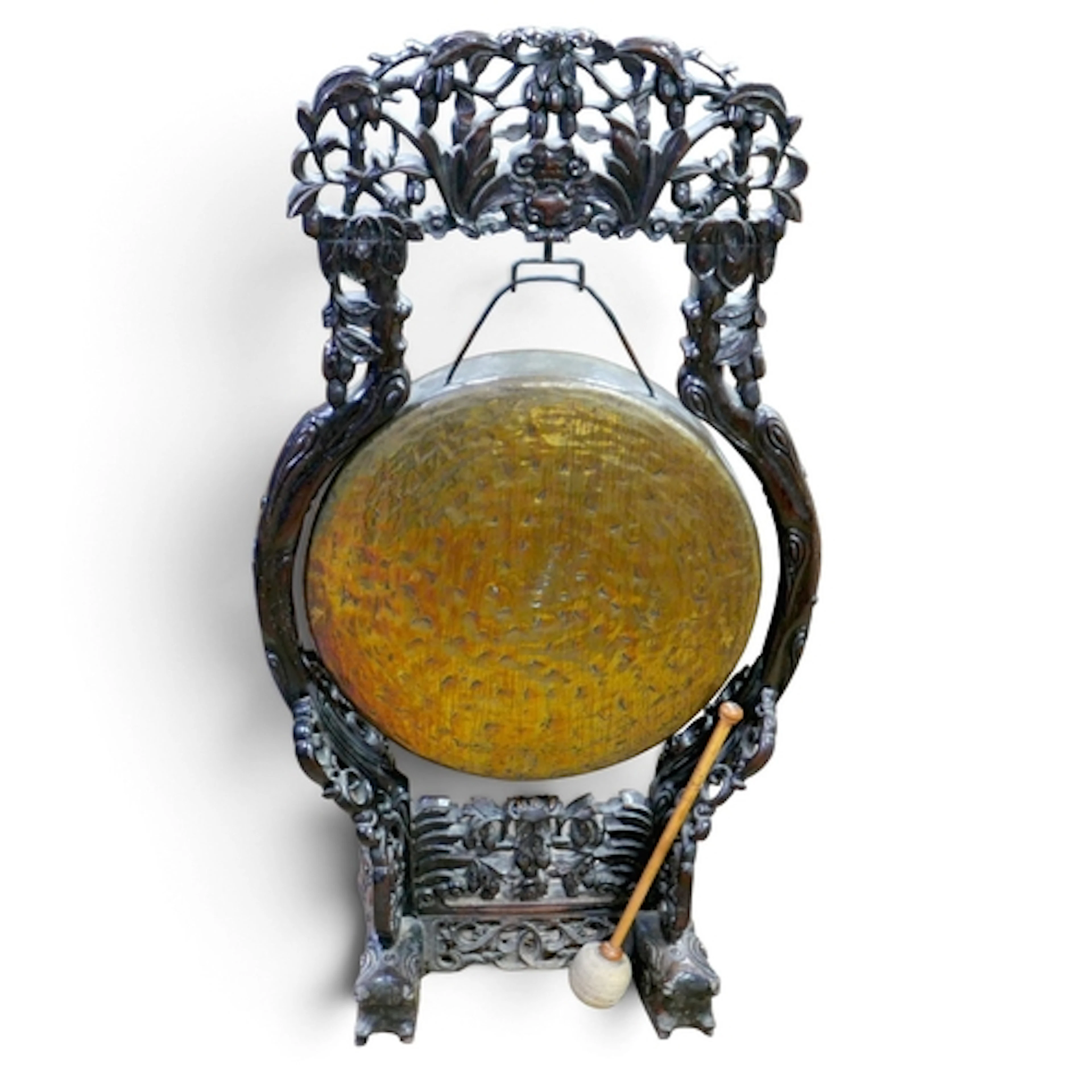 A LATE 19TH/EARLY 20TH CENTURY CHINESE STYLE GONG AND BEATER...