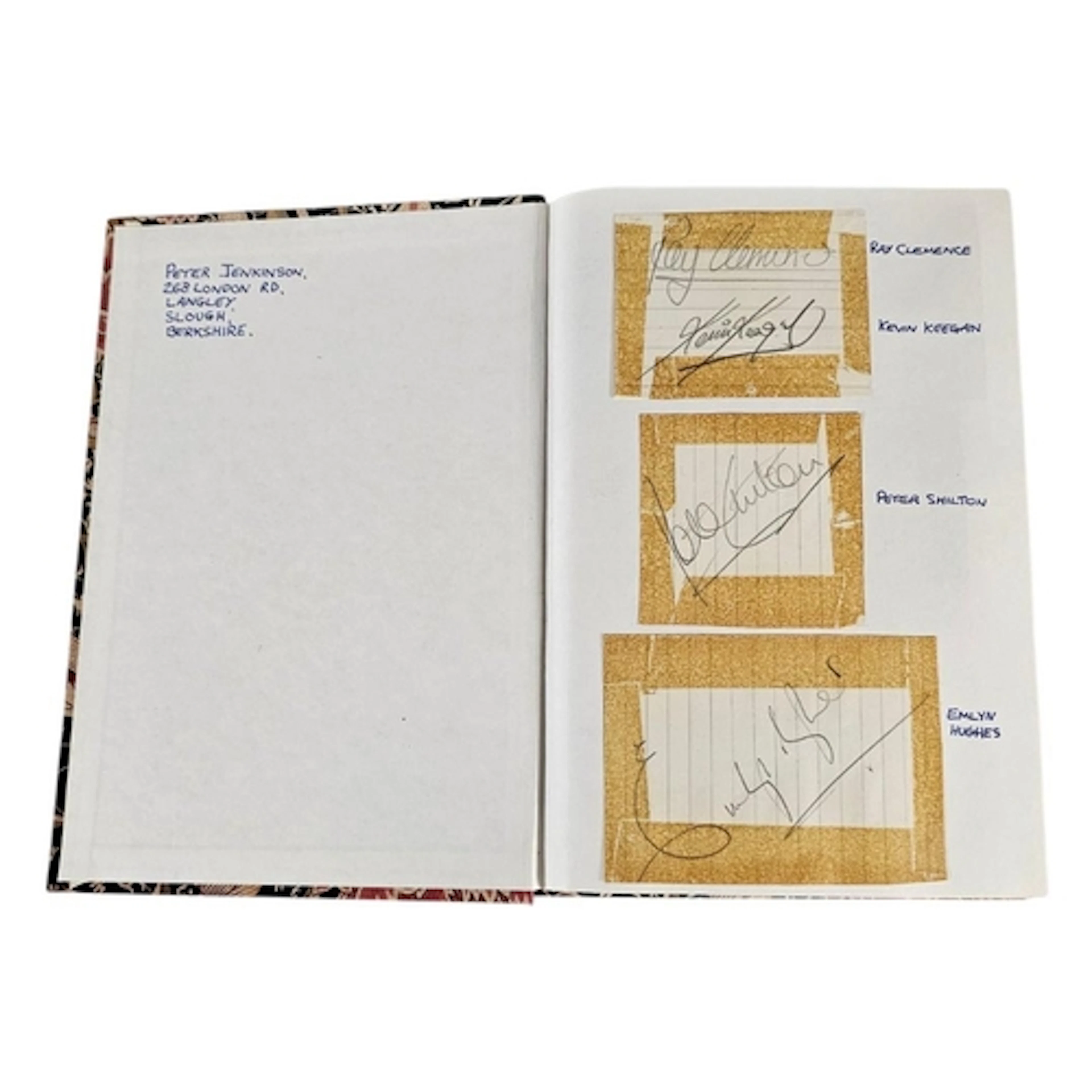 A LATE 20TH CENTURY AUTOGRAPH ALBUM Containing footballers K...