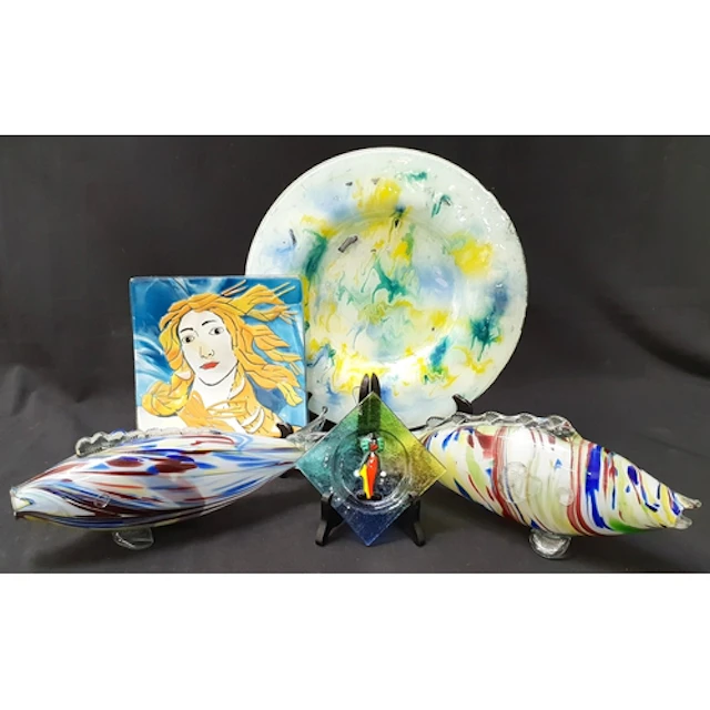 COLLECTION OF COLOURFUL GLASSWARE including a murano style ...