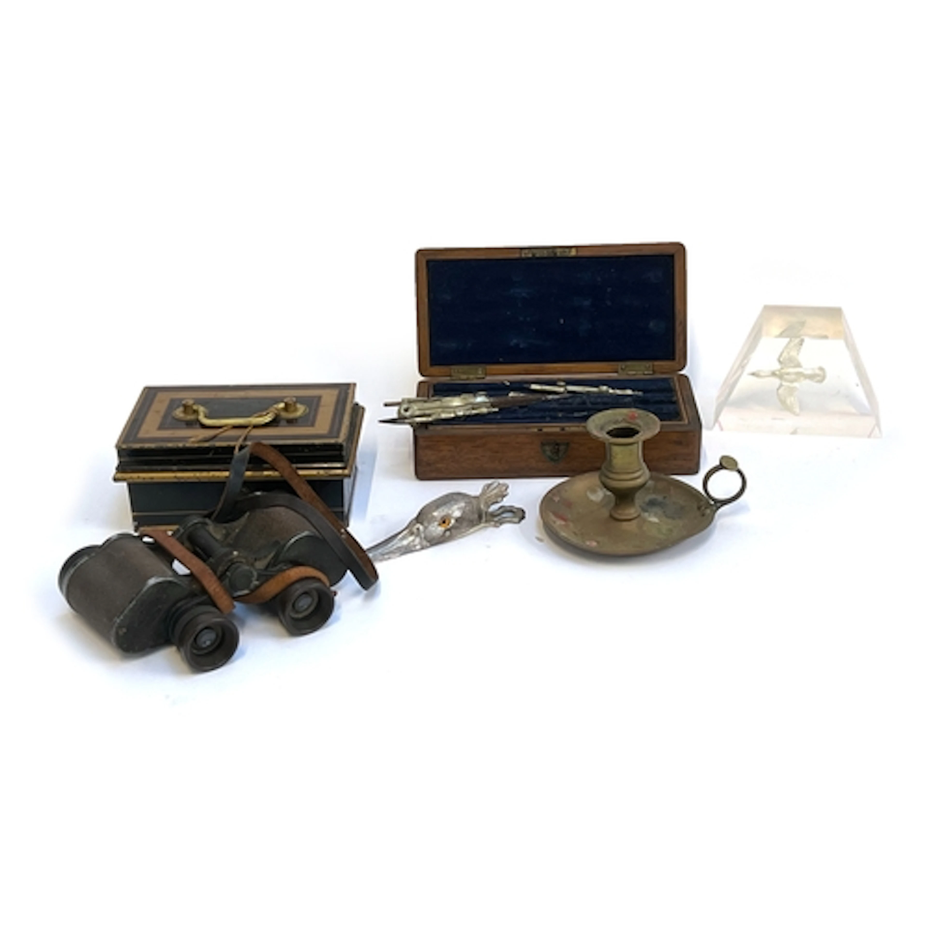 A mixed lot to include a pair of Karl Zeiss jena Silvarem 6x...