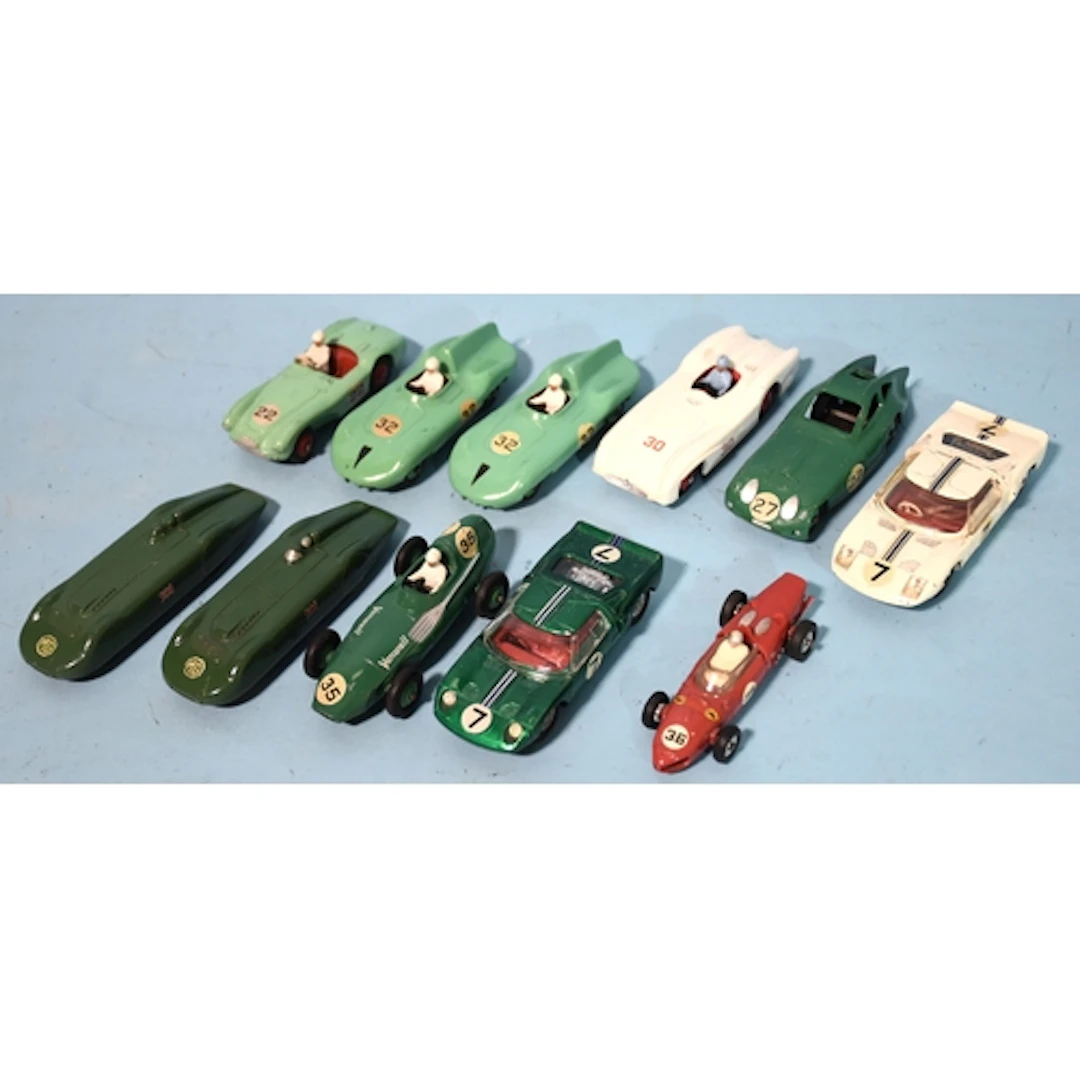 Dinky Toys, eleven various racing cars: 23p Gardners MG Reco...