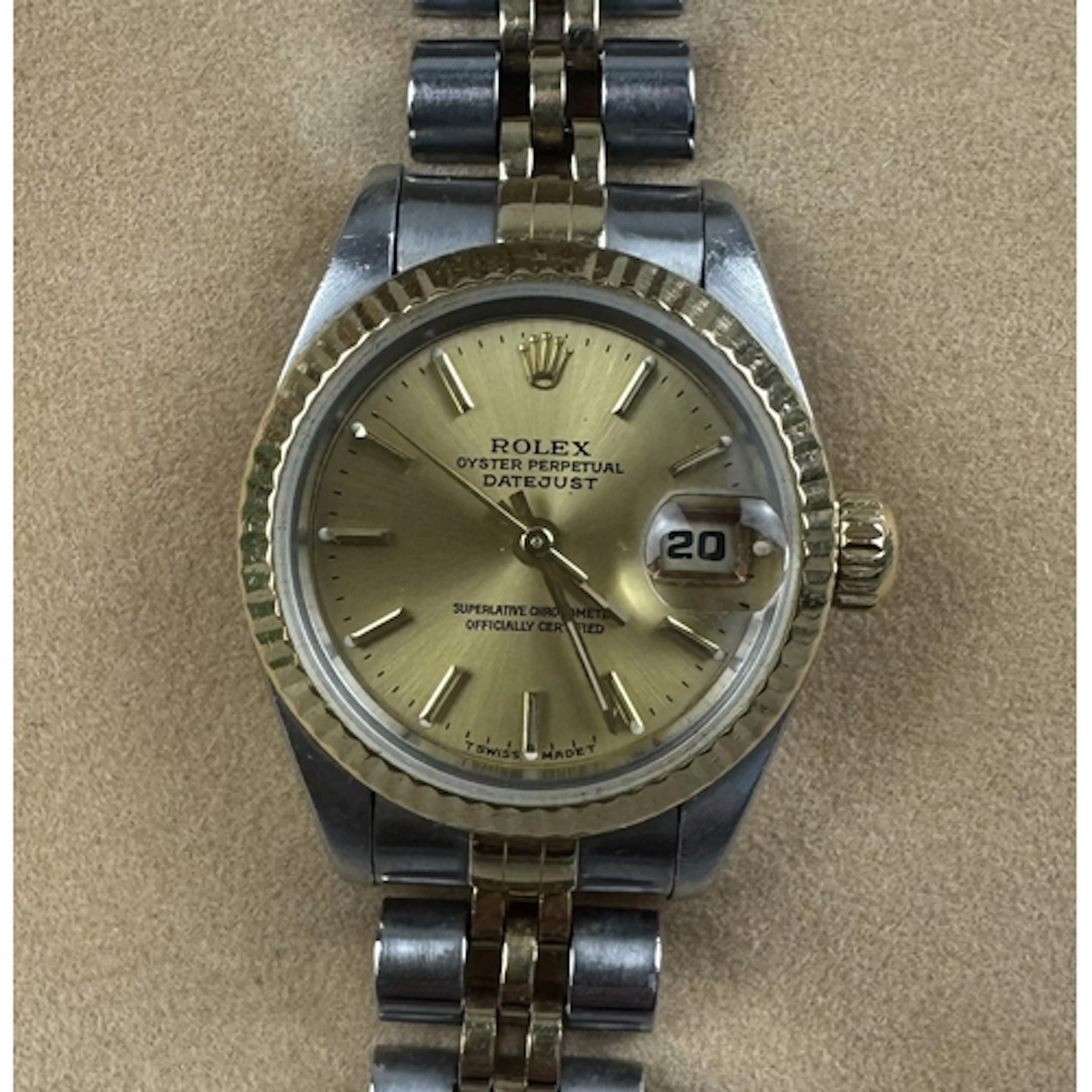 Watches: a ladies Rolex Oyster Perpetual Datejust bimetal wr...