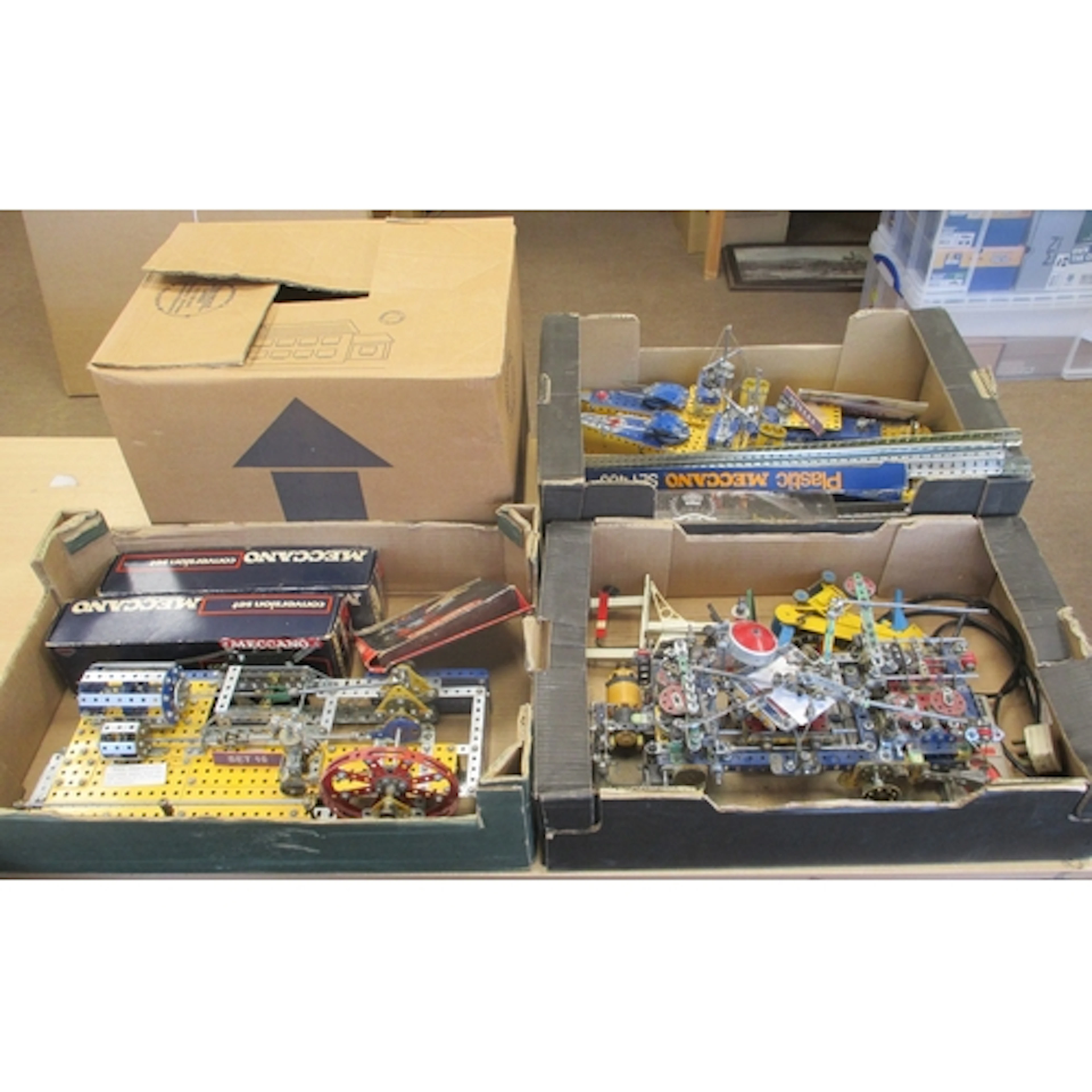 Meccano. Mixed collection good to near excellent includes a ...