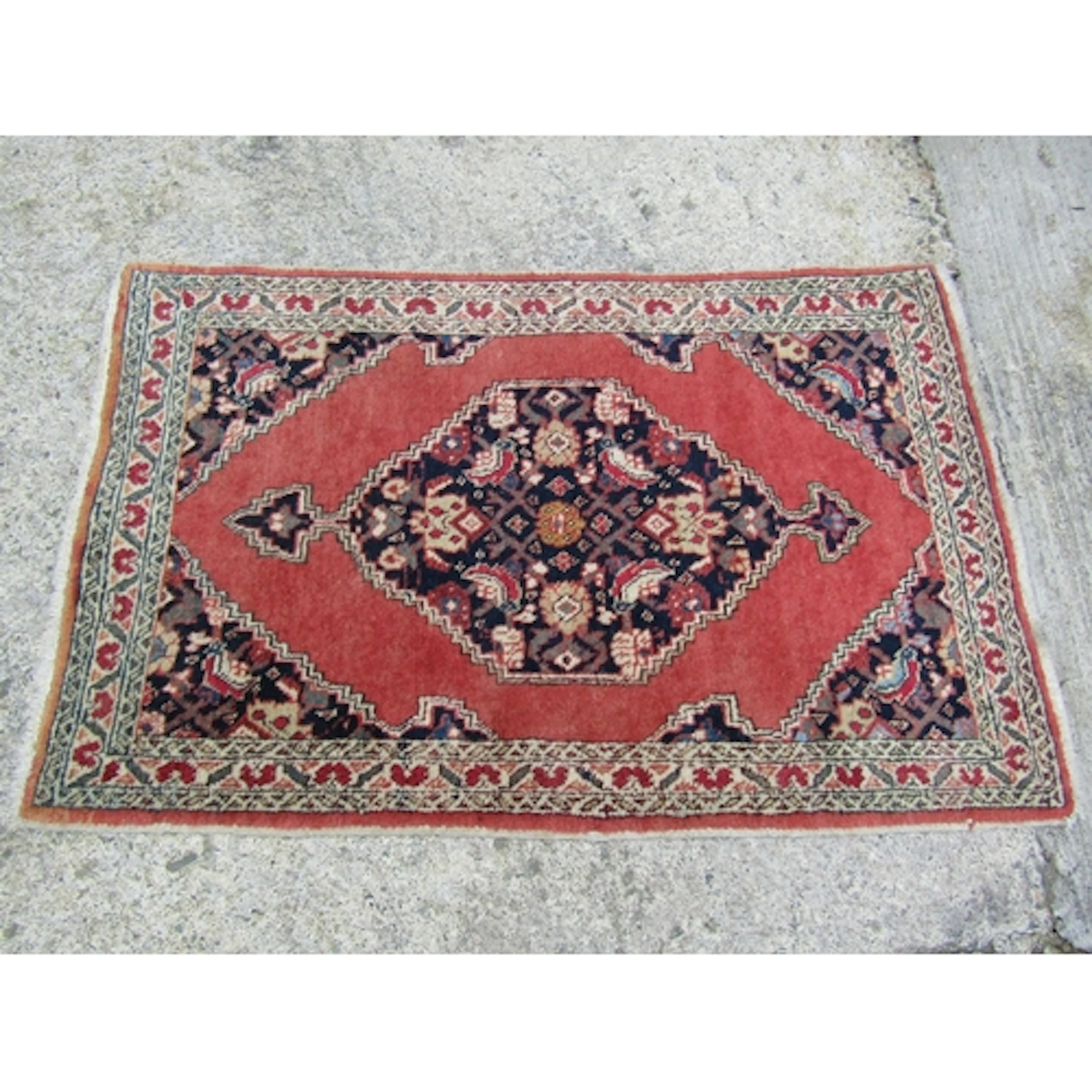 Persian Pure Wool Rug Patterned Borders Approximately 6ft Wi...