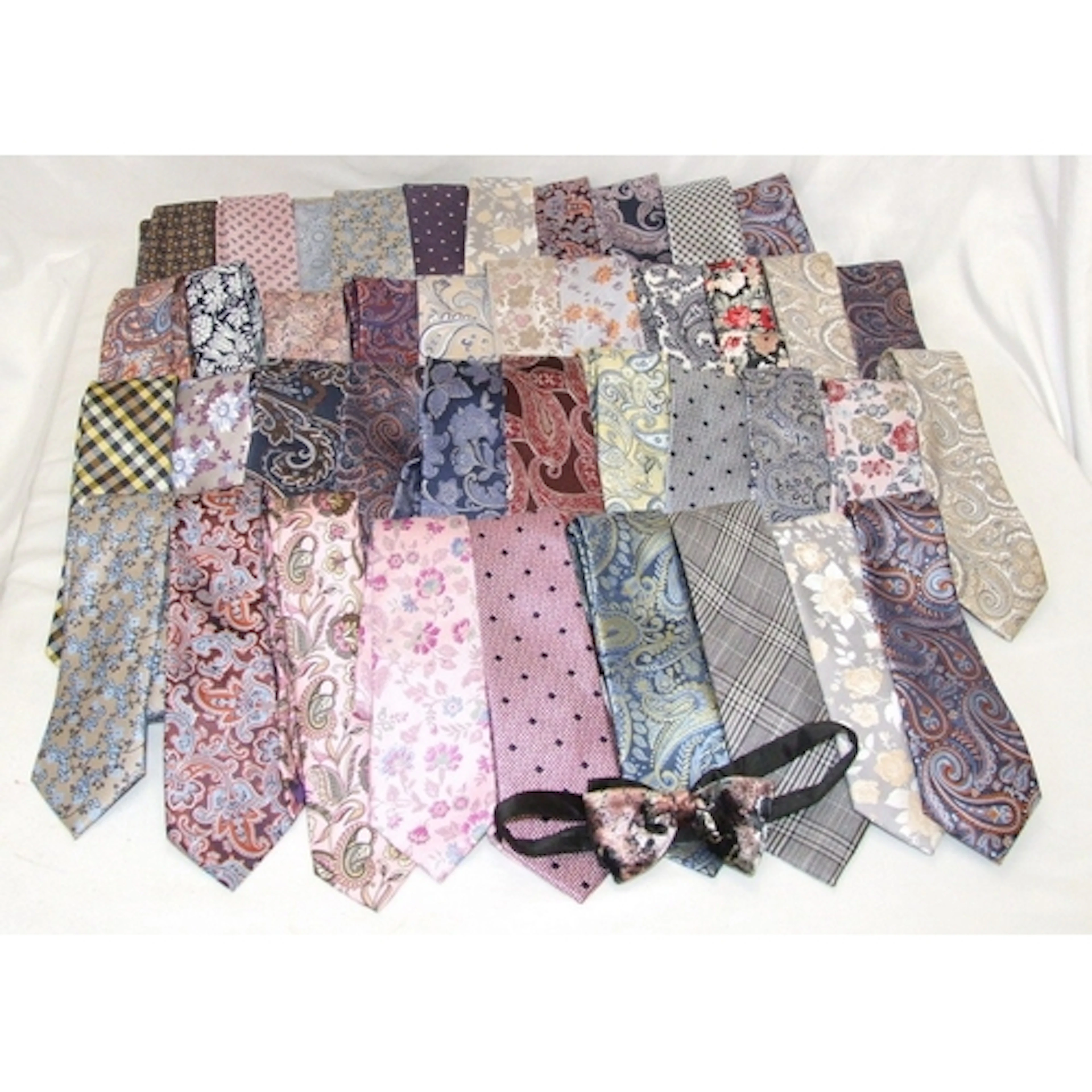 41 Mens Ties incl. Charlton Gray, Guthrie & Valentine, Noose...