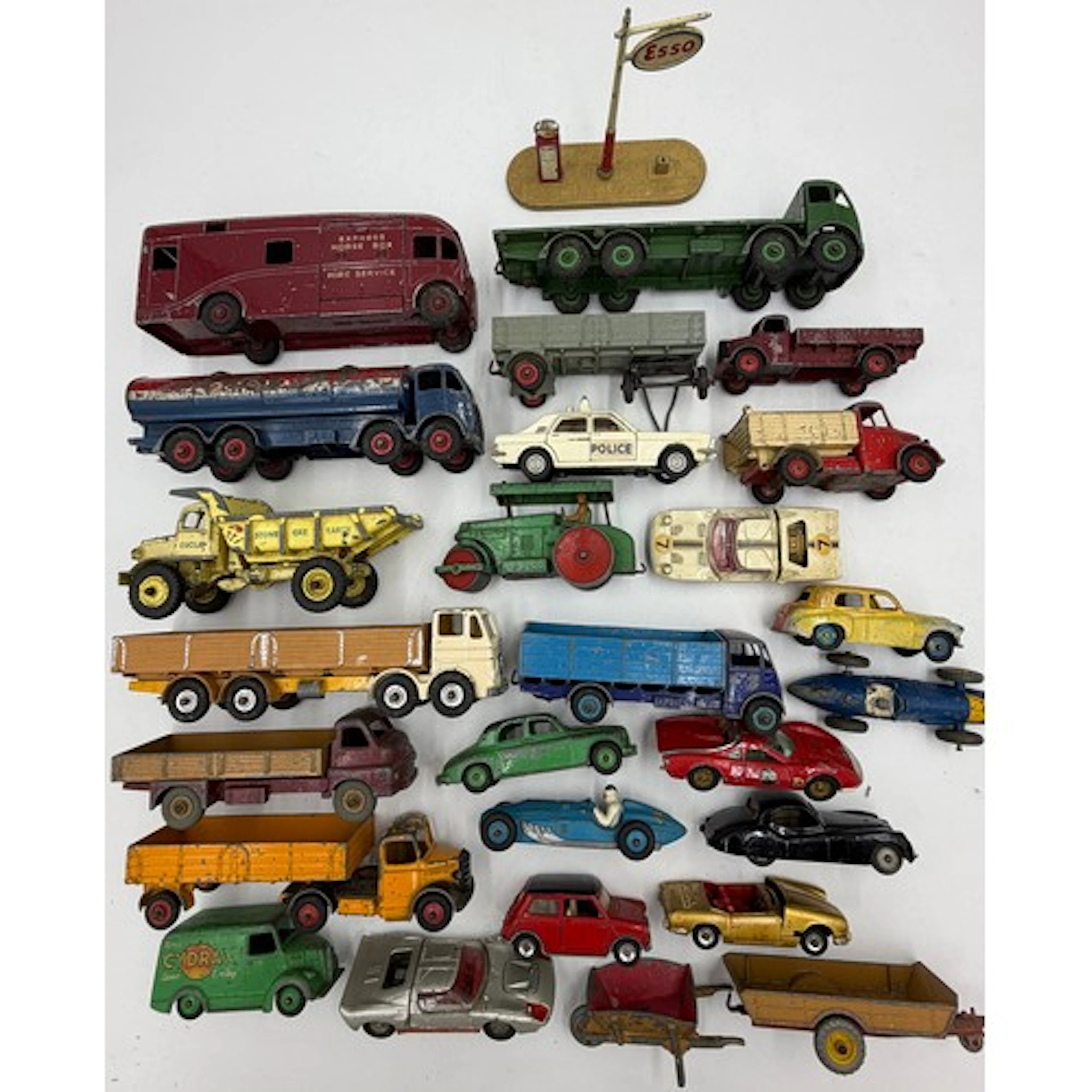 A collection of Dinky diecast vehicles to include Bedford tr...