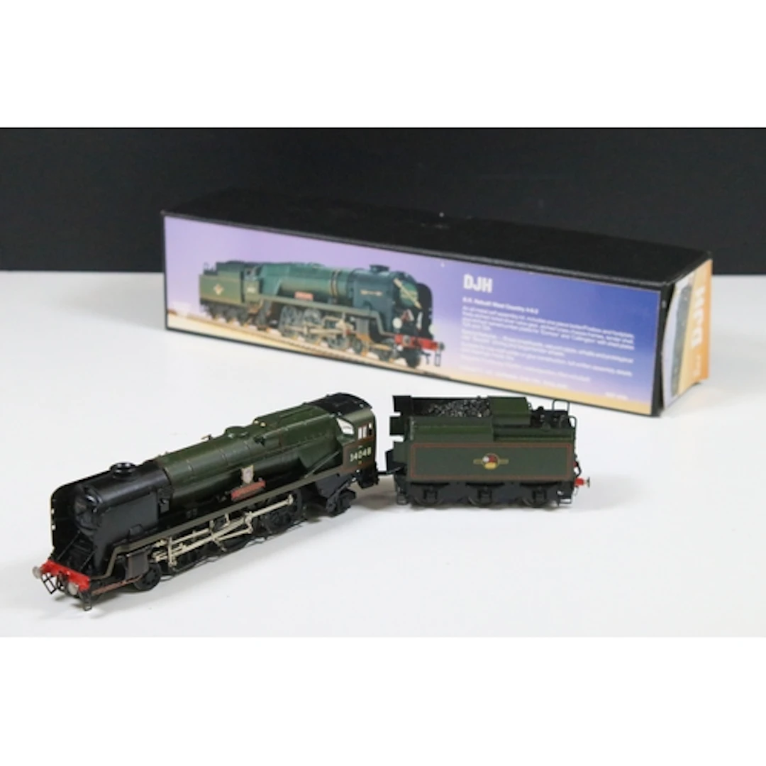 Boxed DJH BR Rebuilt West Country 4-6-2 locomotive (built)