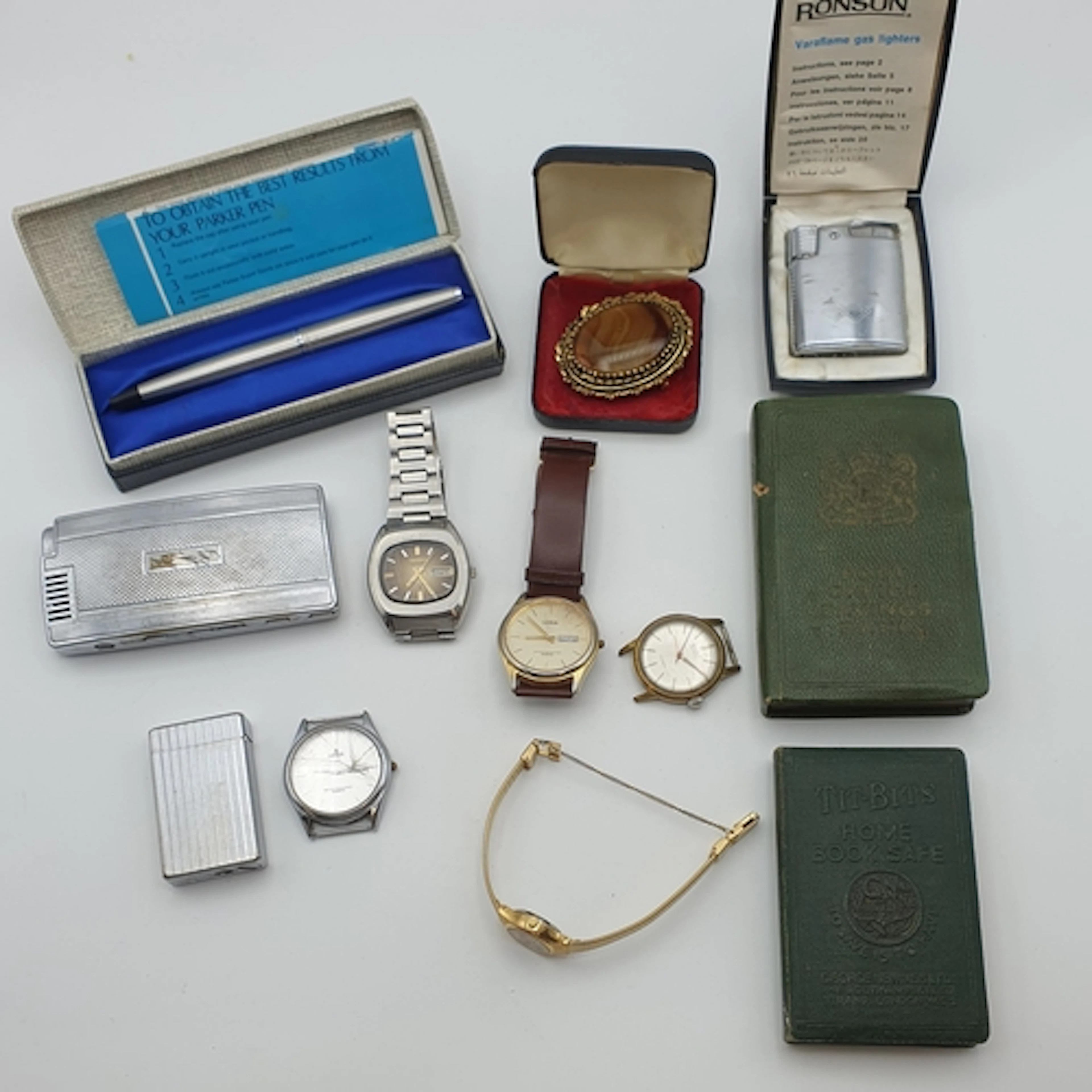 A collection of Vintage Watches including a Seiko 'TV Tiger'...