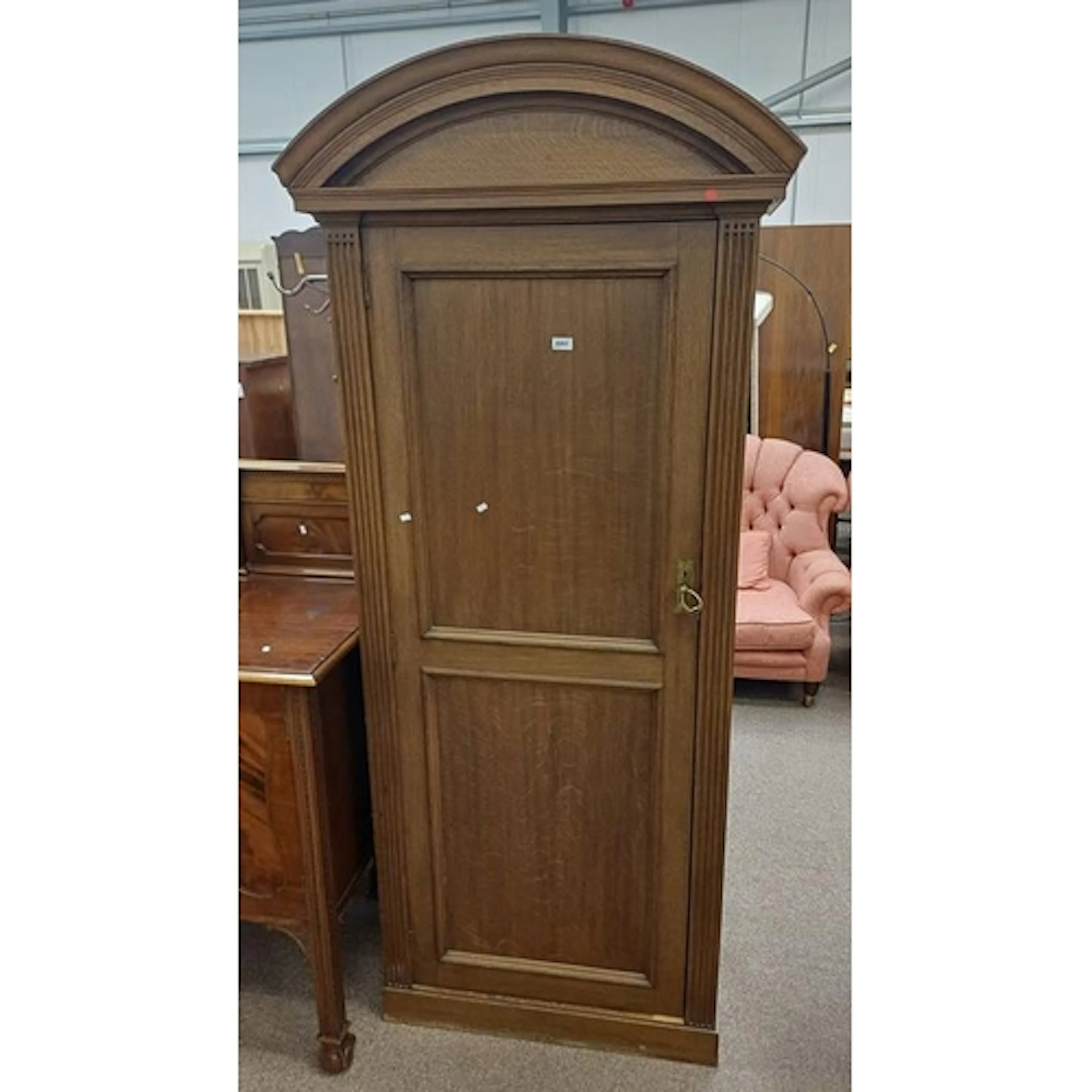 EARLY 20TH CENTURY OAK SINGLE DOOR WARDROBE WITH ARCHED TOP ...