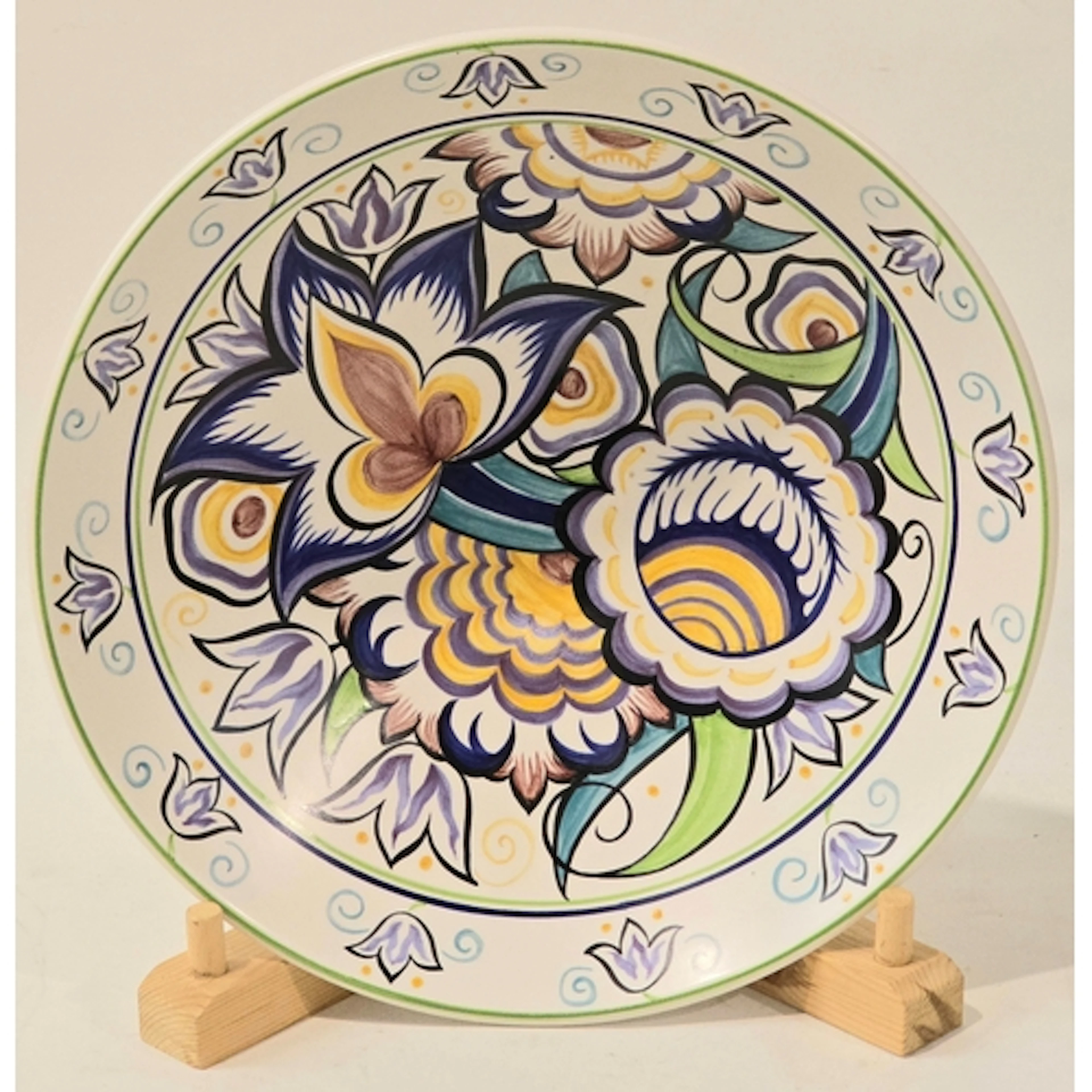 Poole Pottery studio HX pattern large bowl decorated by Kare...