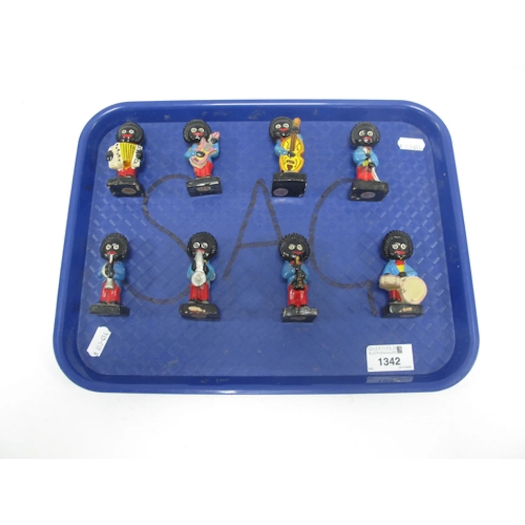 A Collection of Robertsons Hand Painted Band Figures (8) [33...