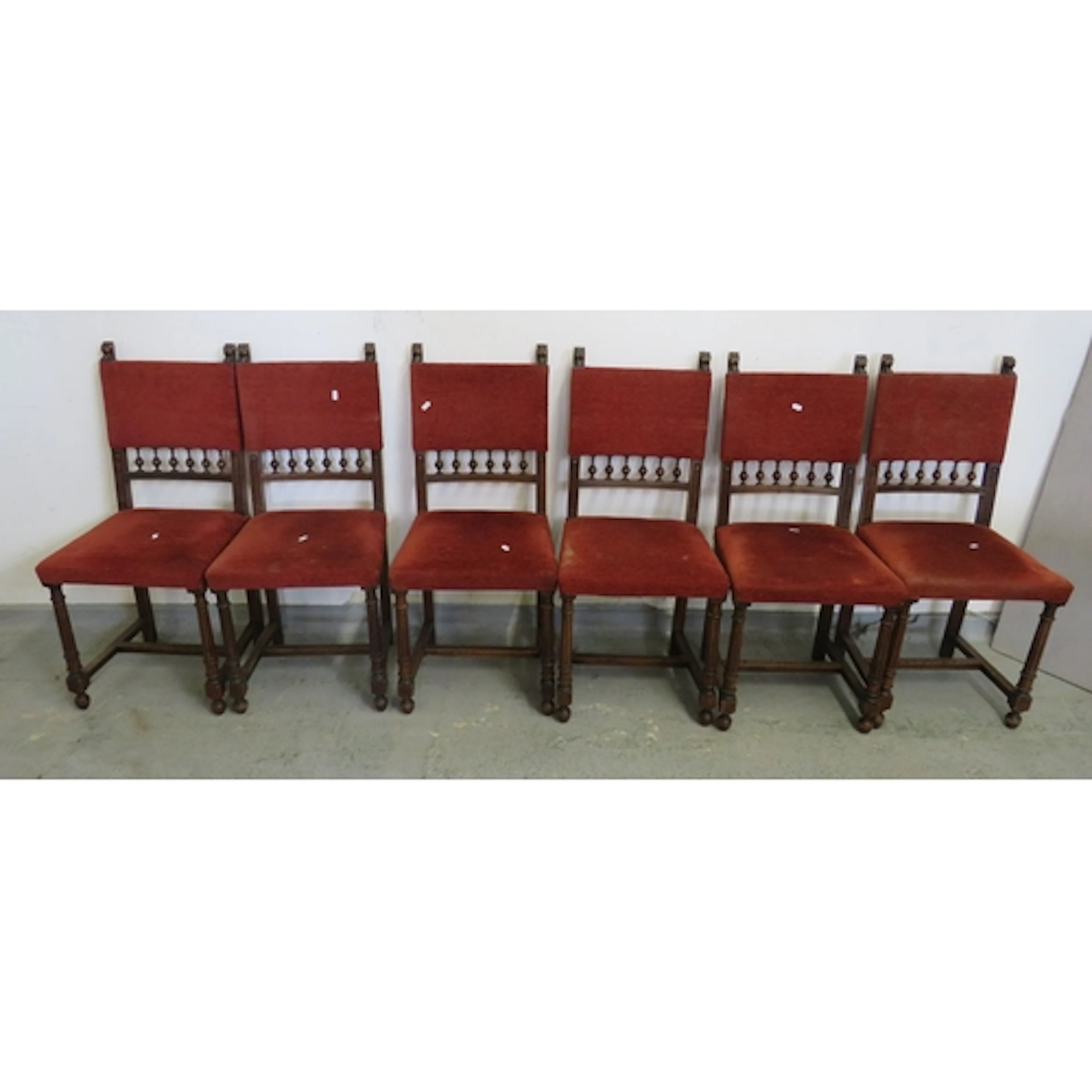 Set of 6 Vintage Dark Wooden Dining Chairs with lions head m...