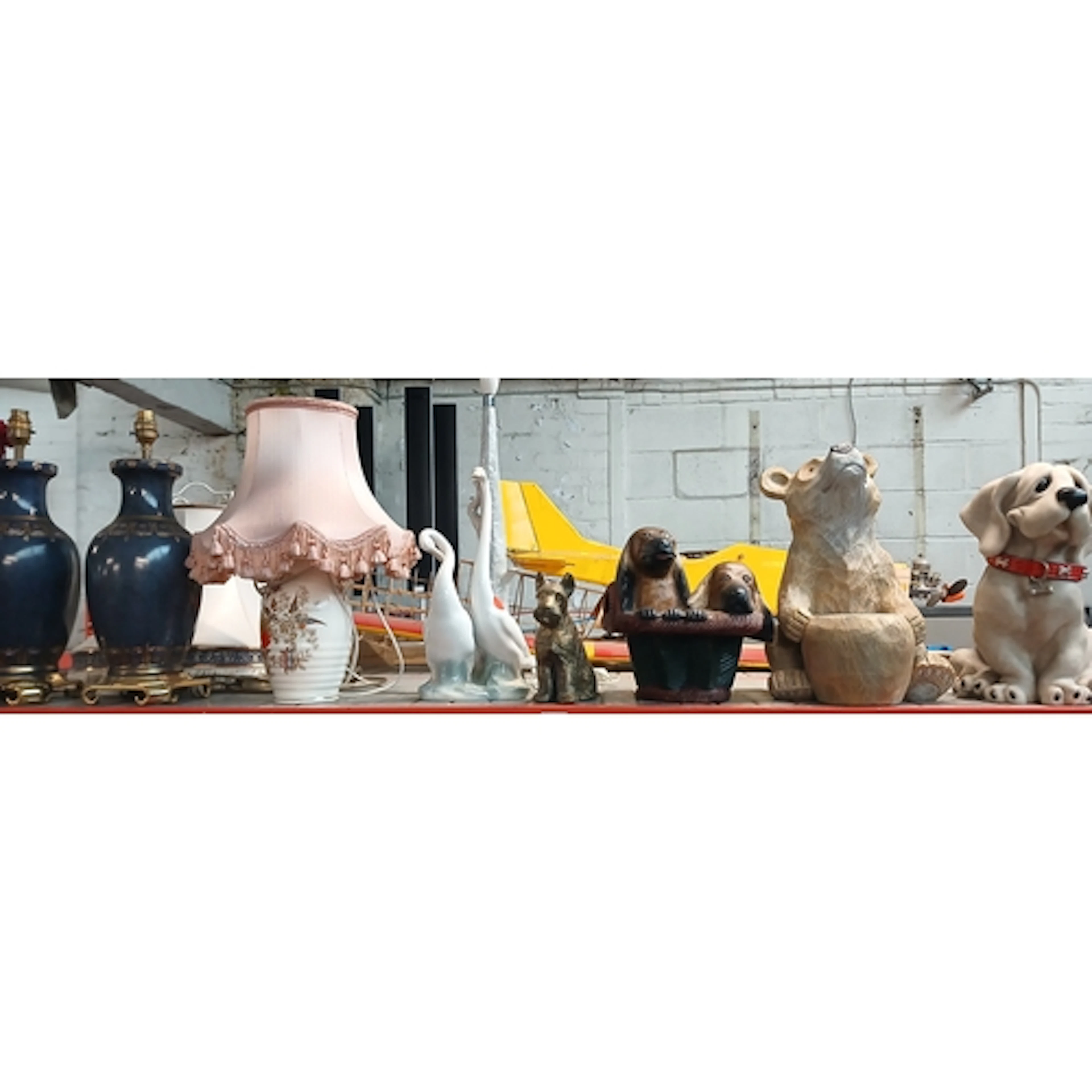 A Lladro swan figural table lamp, a Clarice Cliff table la...