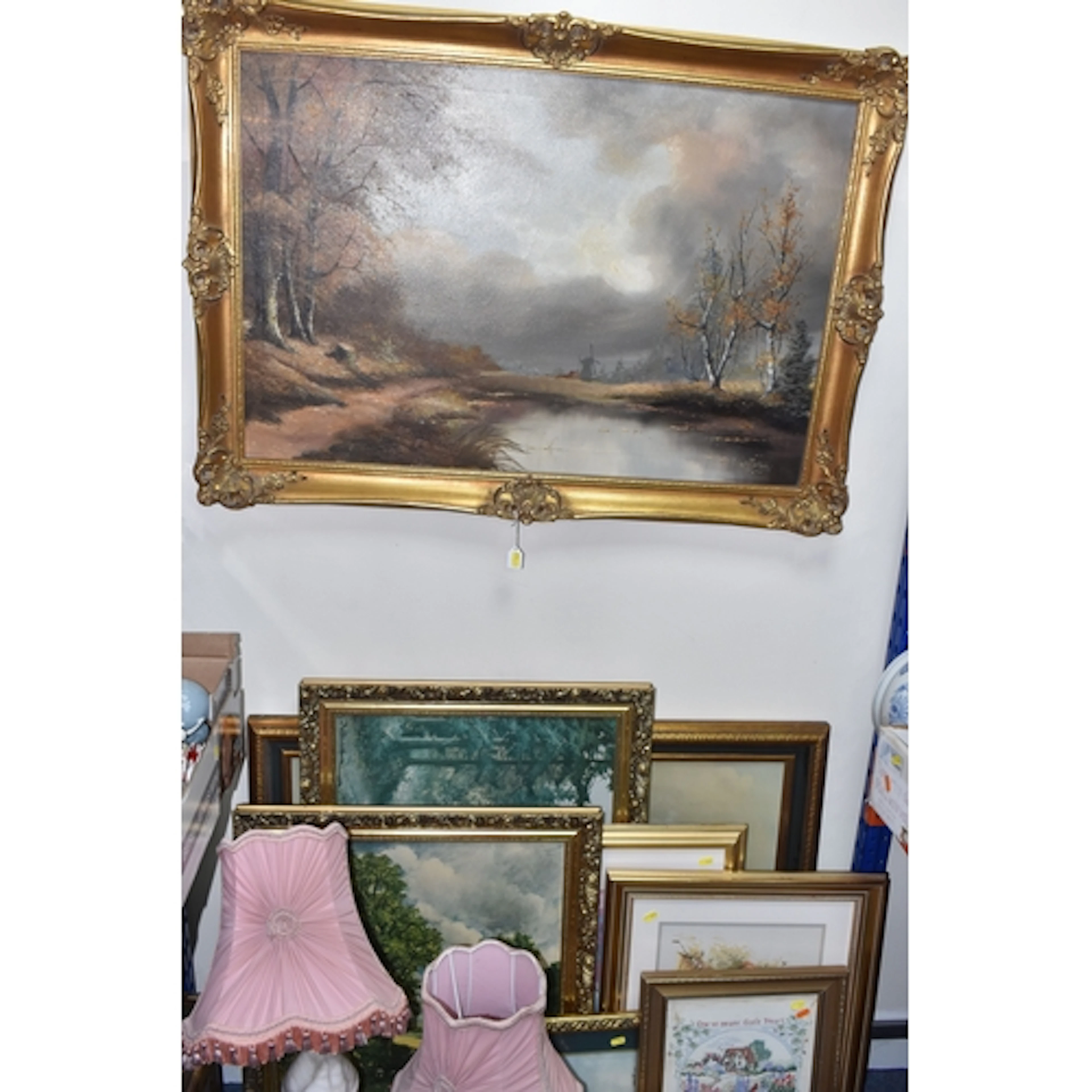 A BOX AND LOOSE TABLE LAMPS, PICTURES AND SUNDRY ITEMS, to i...