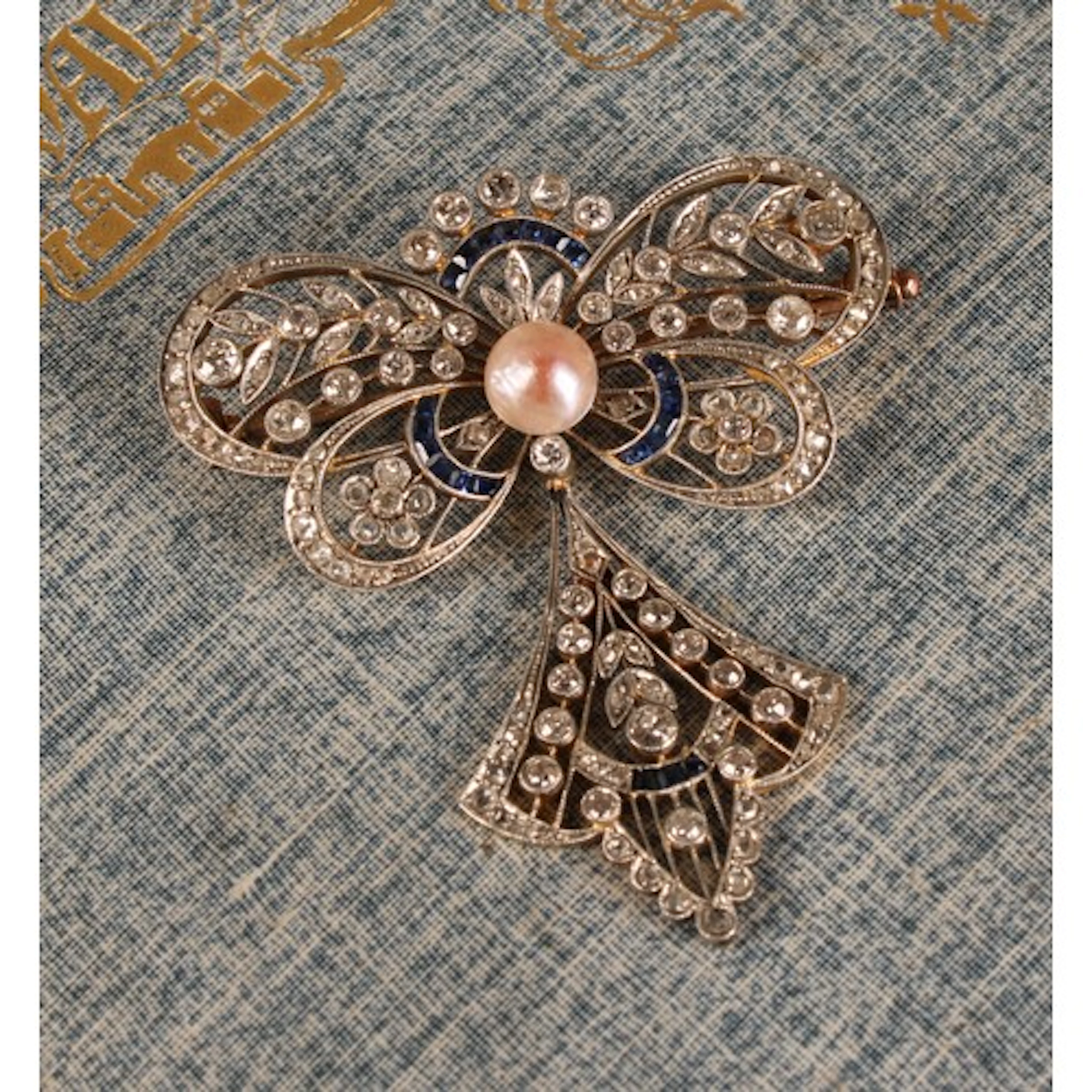 A diamond, sapphire and pearl Belle Époque pendant brooch, a...