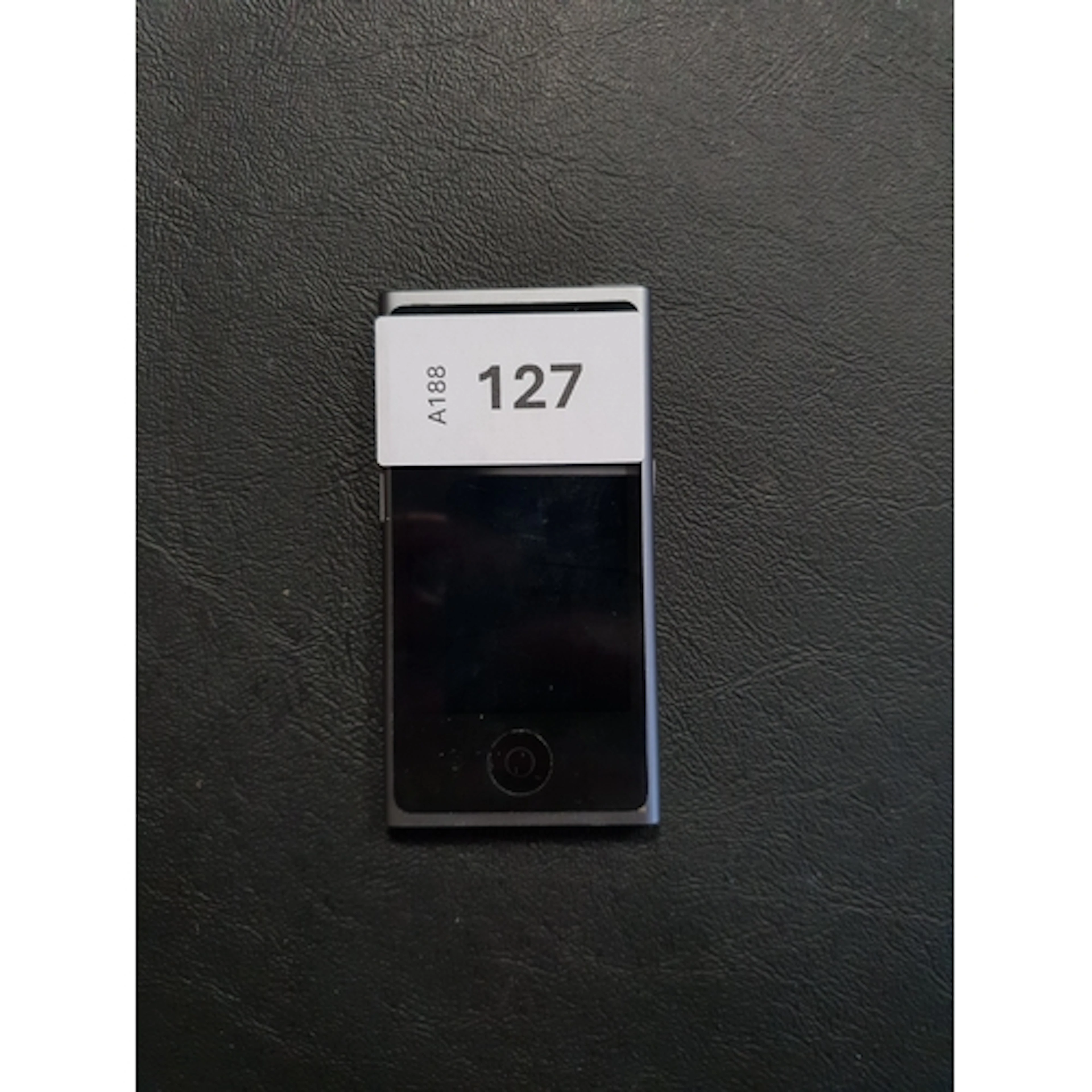 IPOD NANO 7TH GEN model A1446A , s/n DCYMFELAFJQ1 - NOT Appl...