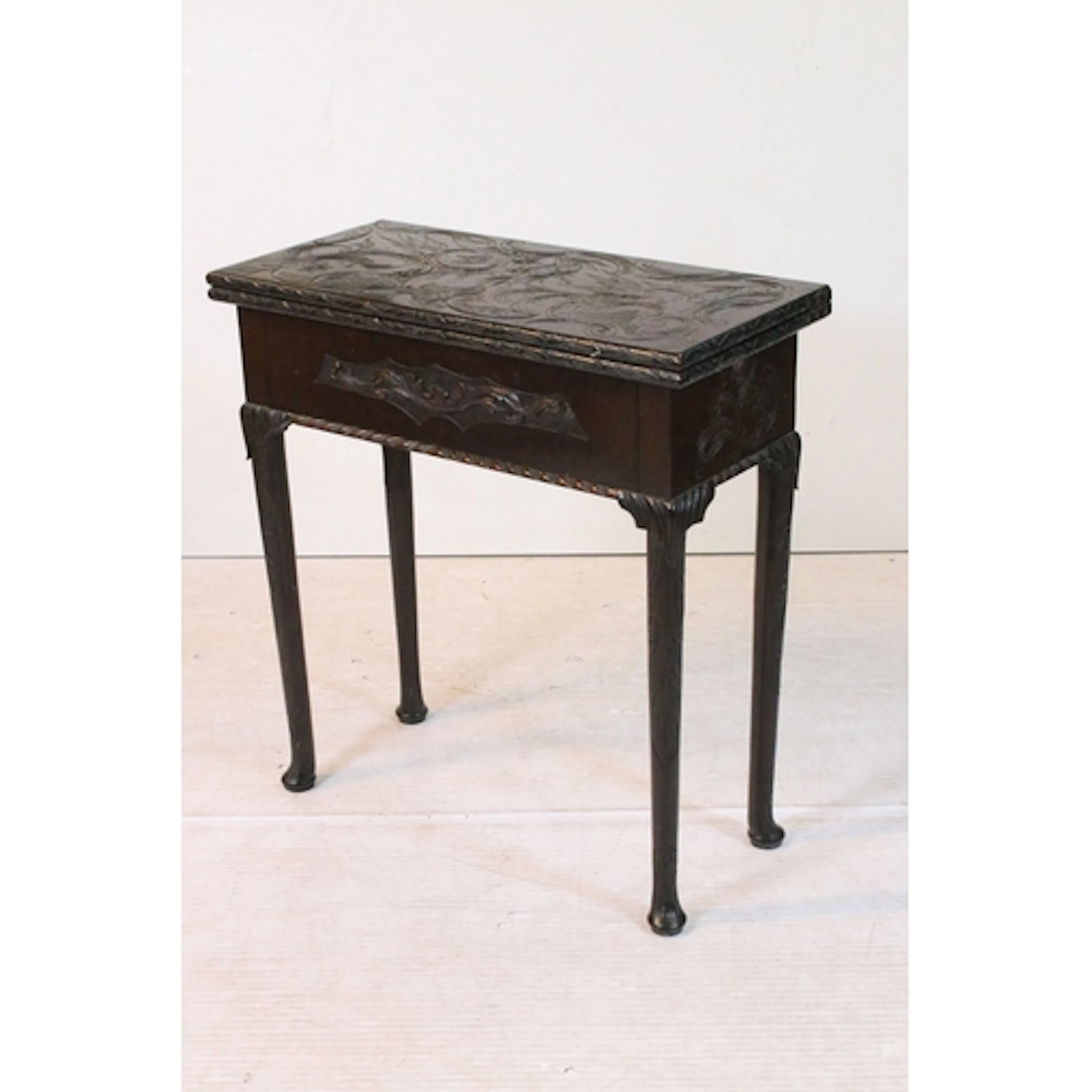 Late 19th century rosewood gateleg table, with elaborately c...