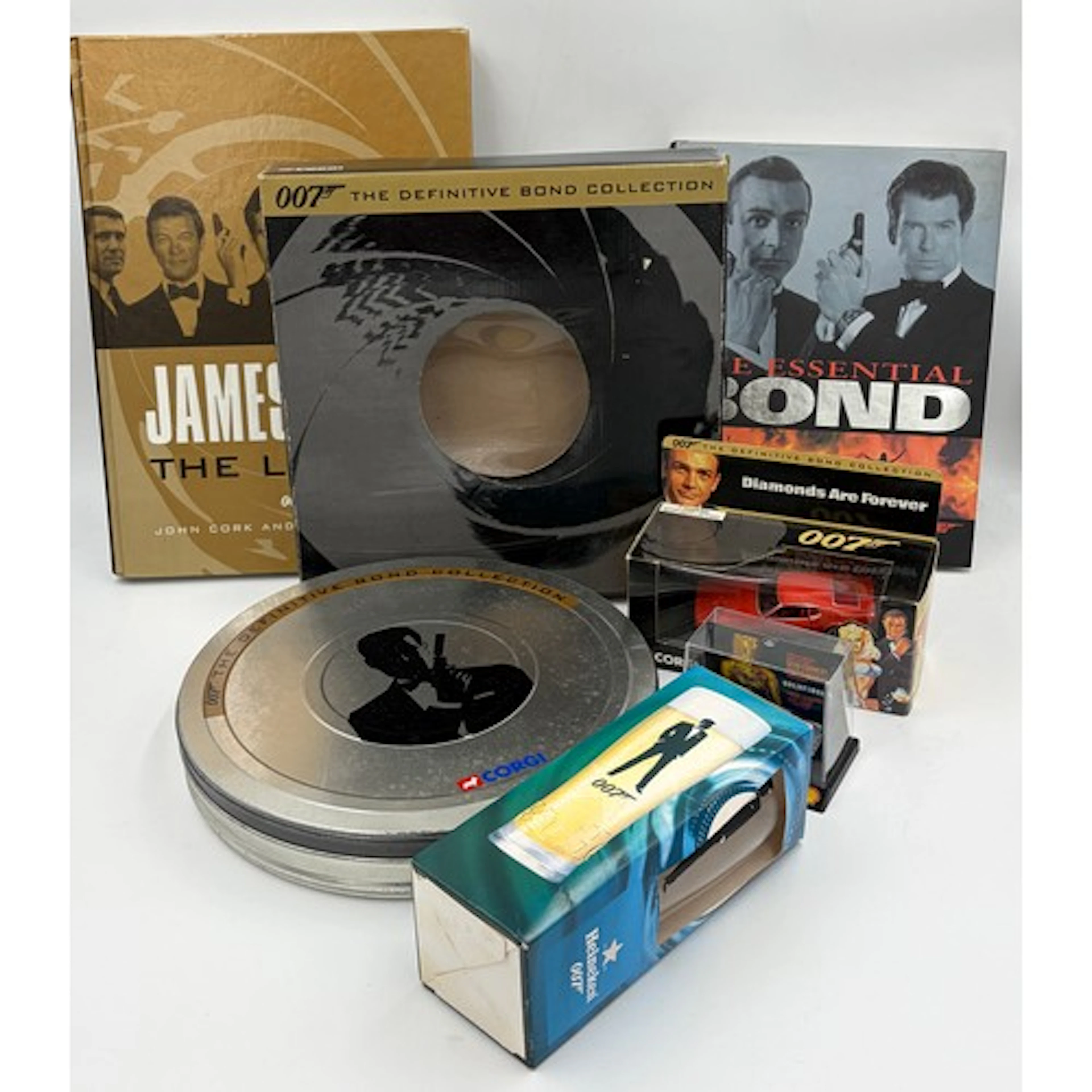 James Bond collectables, including Corgi 007 James Bond film...