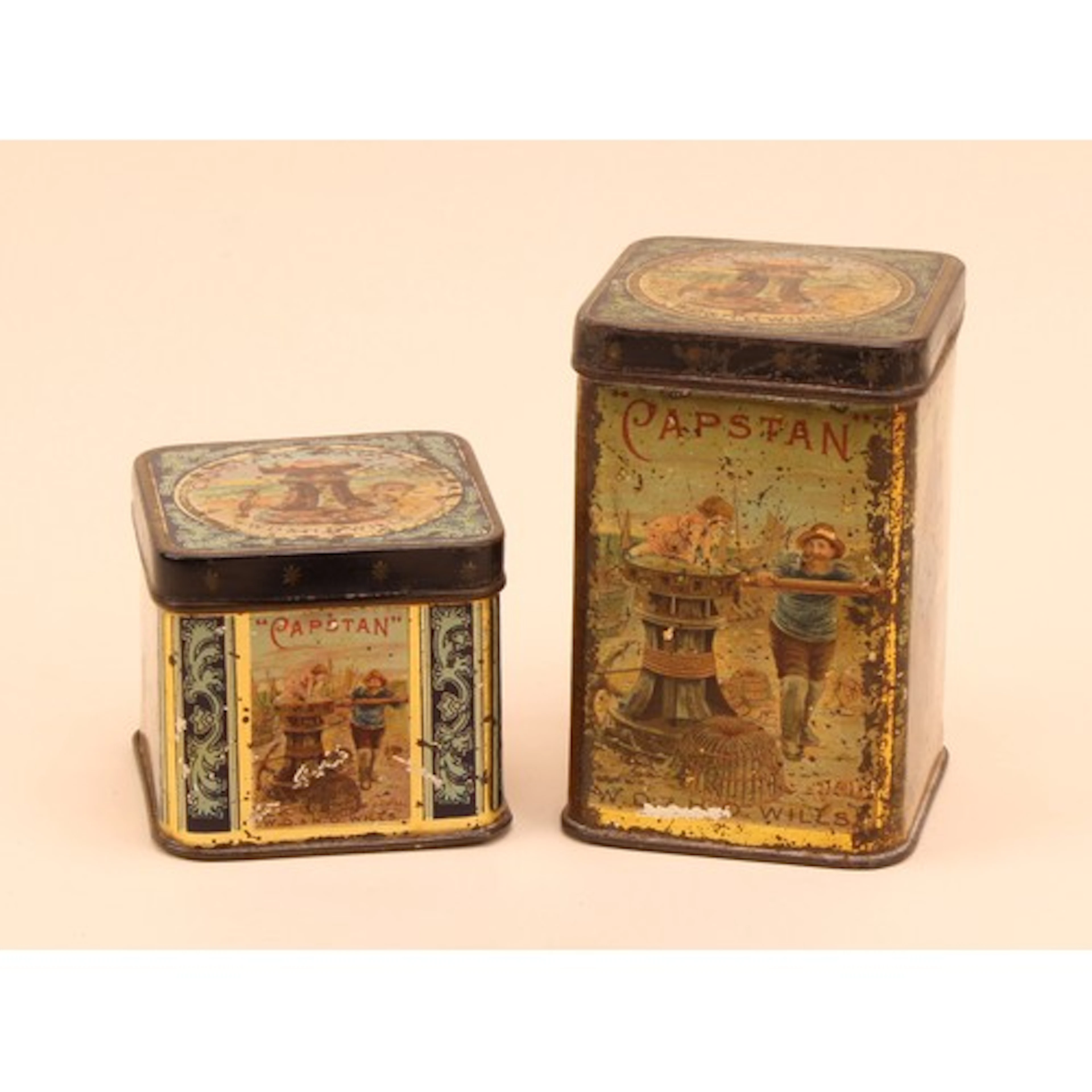 Advertising Tins - Tobacco - an early 20th century rounded r...