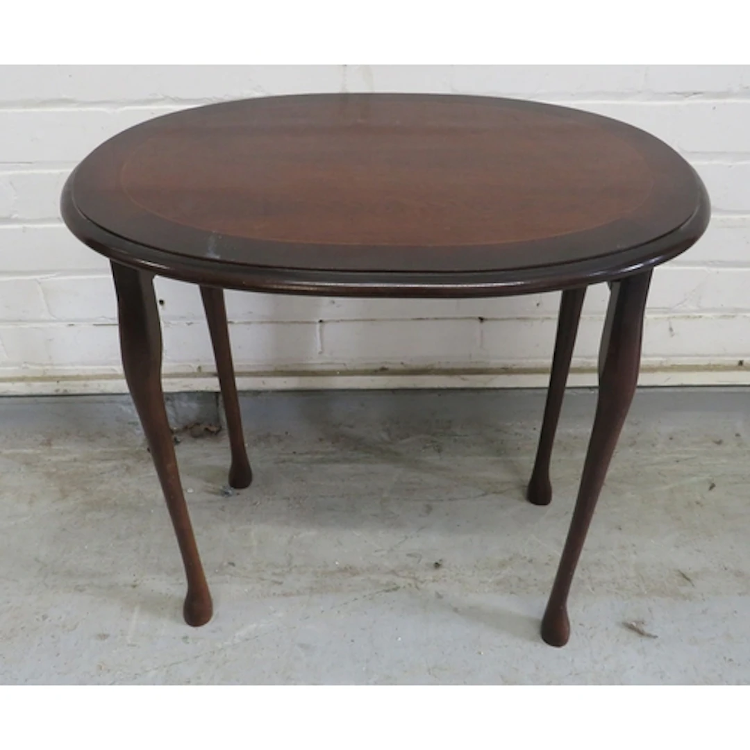 Small Mahogany Coffee Table/Side Table on slender cabriole s...