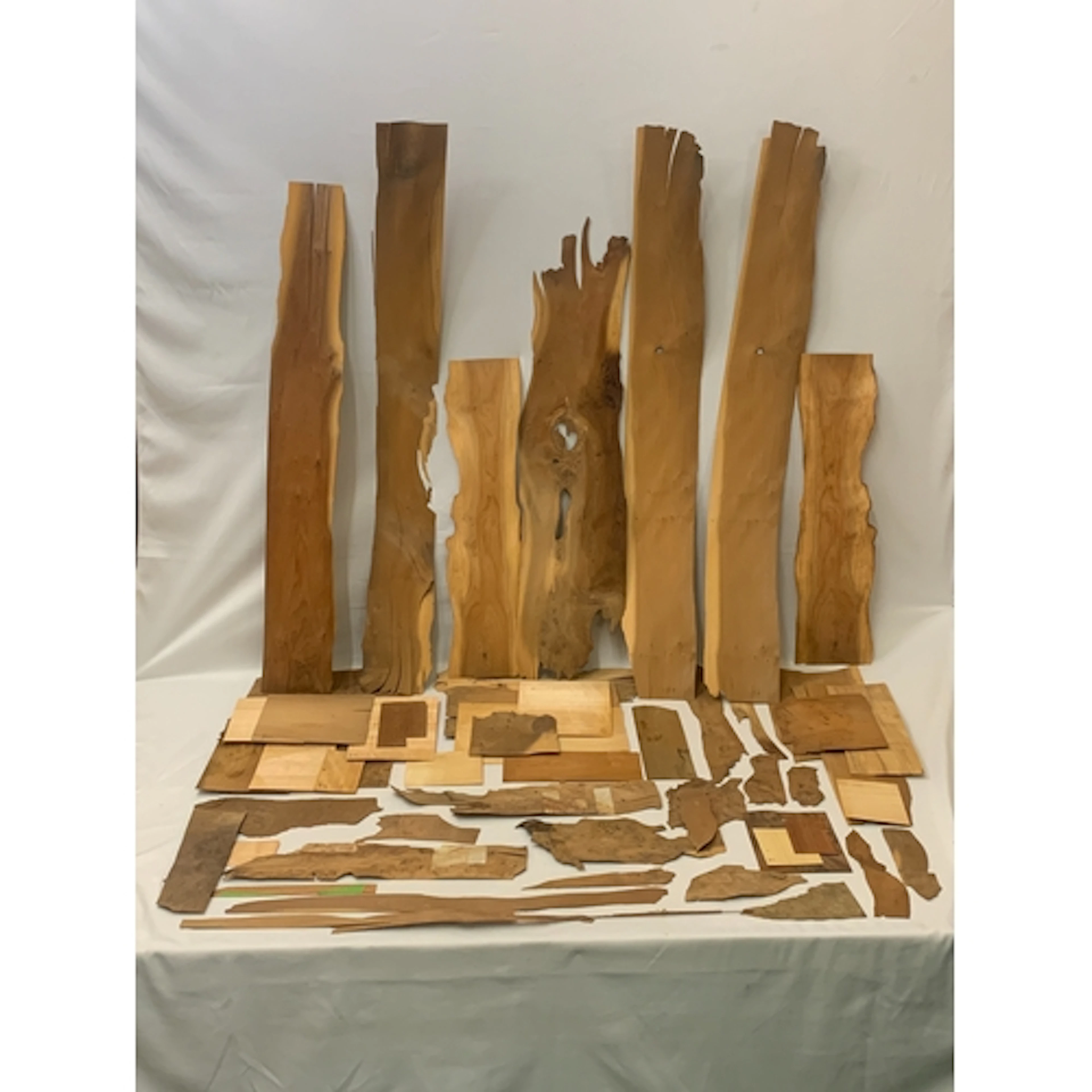 Veneers for Furniture/Cabinet Restoration incl. walnut, maho...