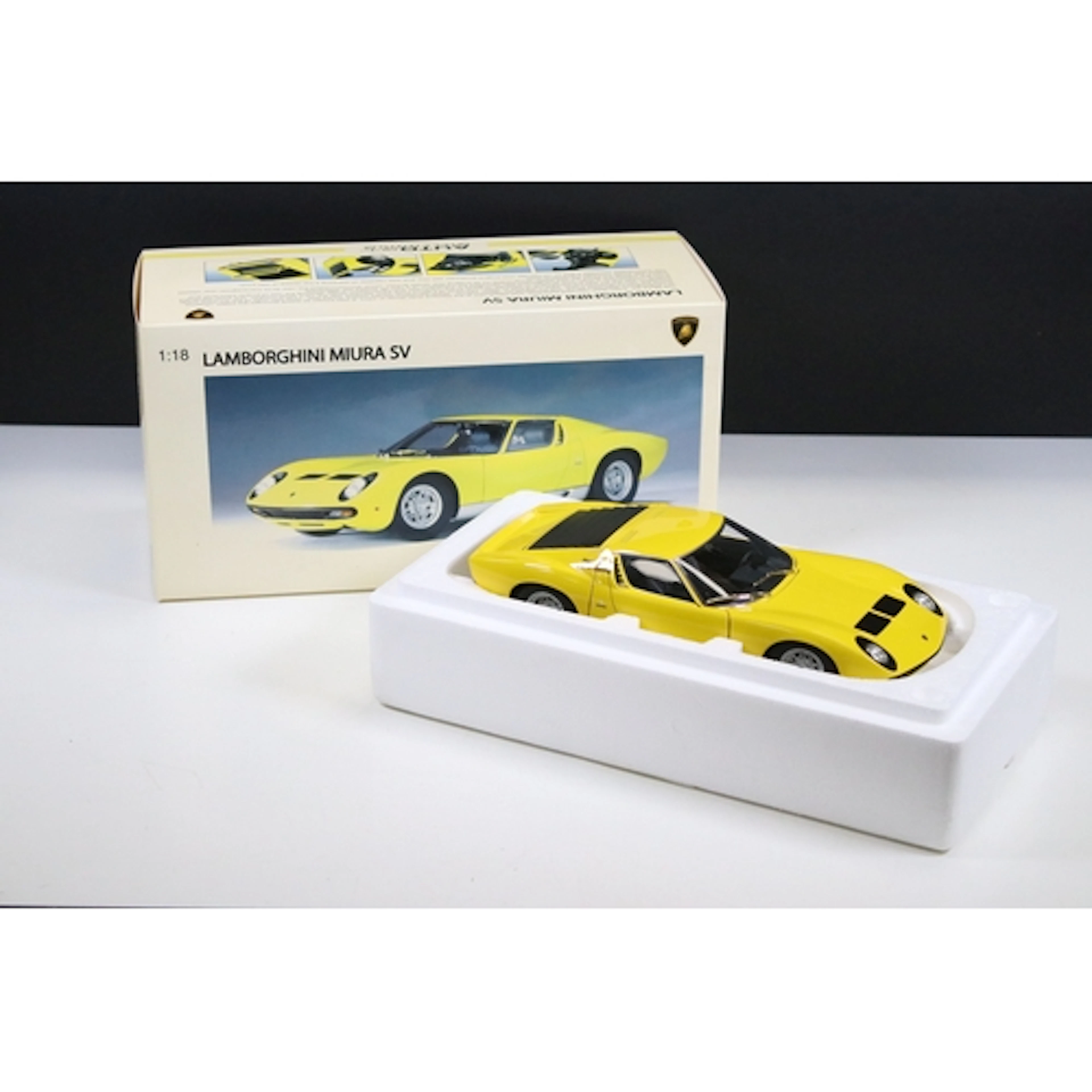 Boxed AutoArt Millennium 1/18 Lamborghini Miura SV (Yellow) ...