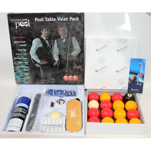Vintage Snooker Accessories: A boxed set of Aramith reds and...