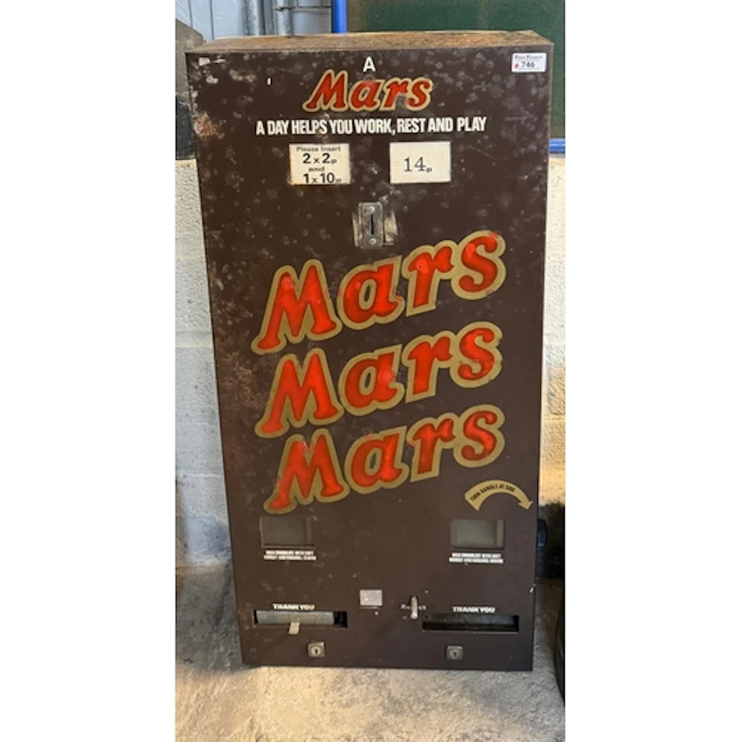 Vintage Mars Bar dispensing machine 'A Mars a Day Helps you ...