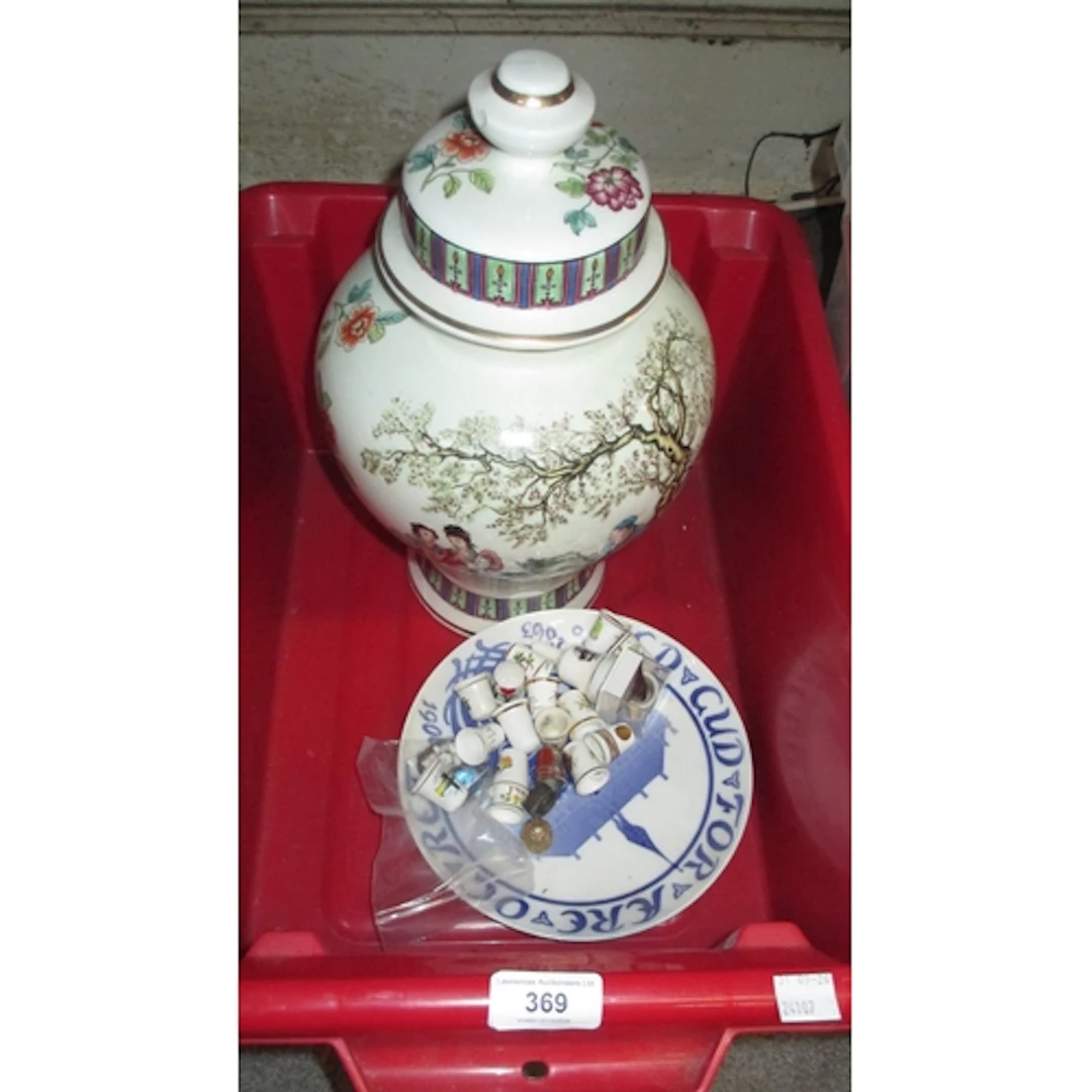 Reproduction Chinese baluster form vase and cover, and a sma...