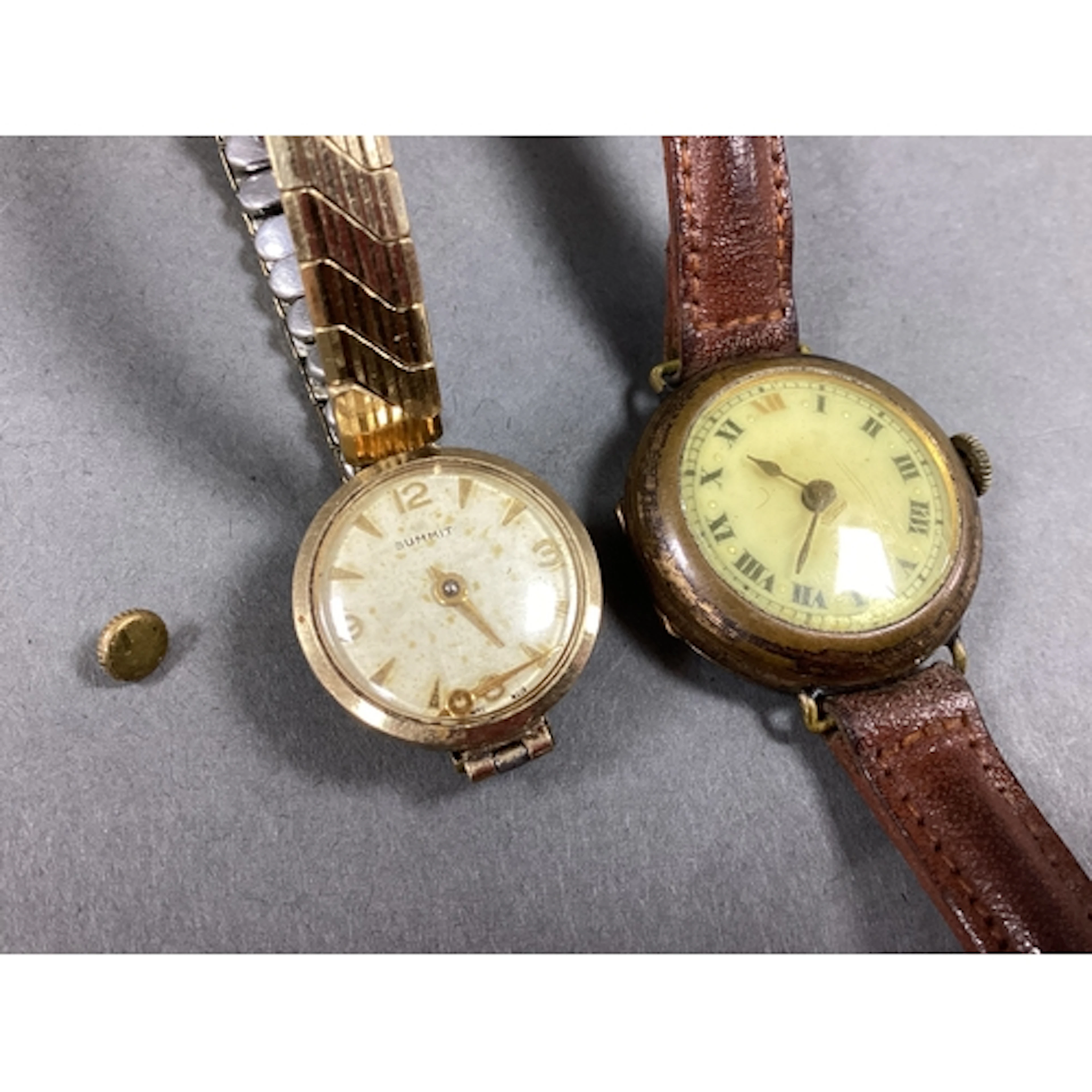 Summit; A 9ct Gold Cased Ladies Wristwatch, the circular sig...