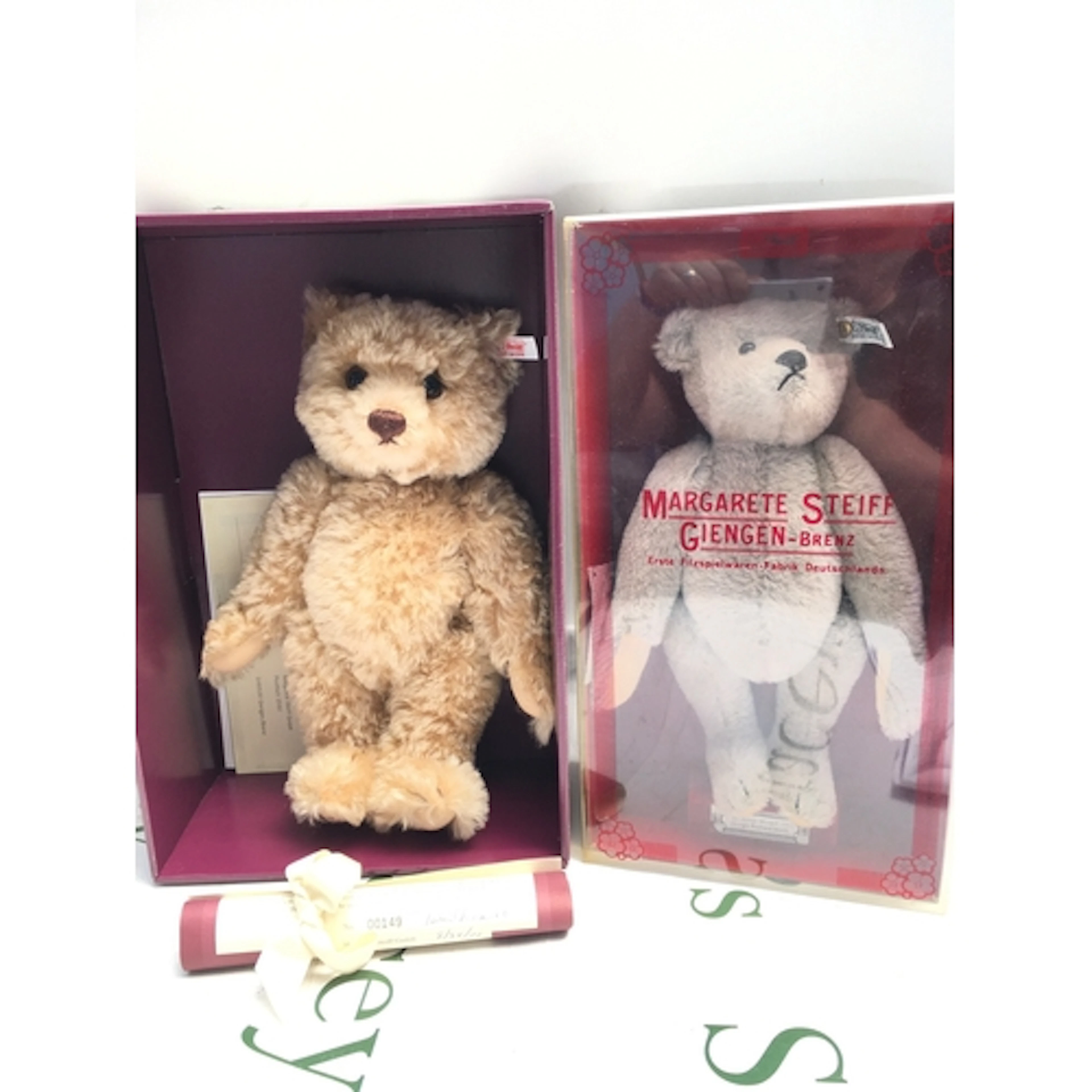 2 X Boxed Steiff Bears Including A Hamleys Bertie Bear With ...