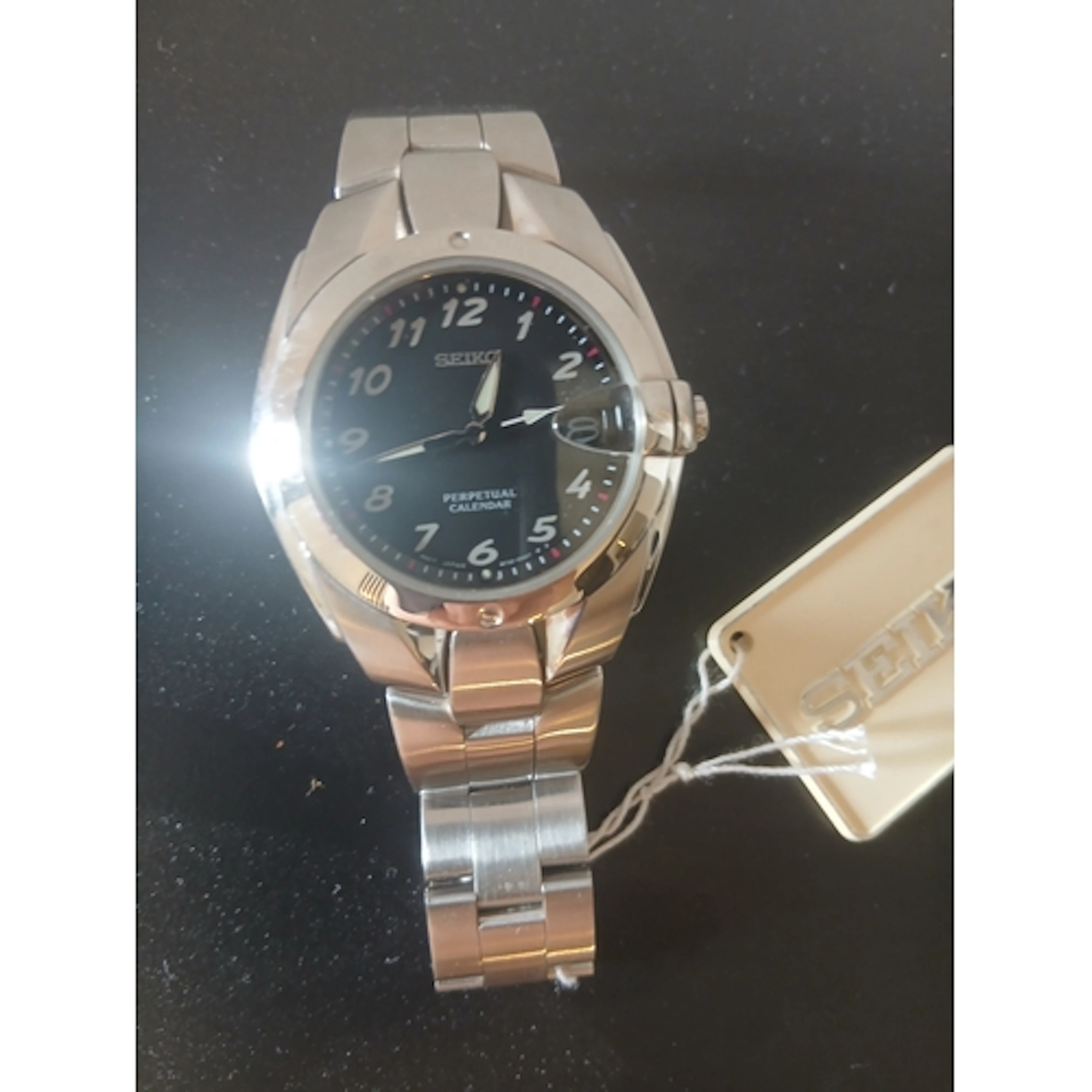 Seiko Mid-Size Unisex Wristwatch Perpetual Calendar Model Cl...