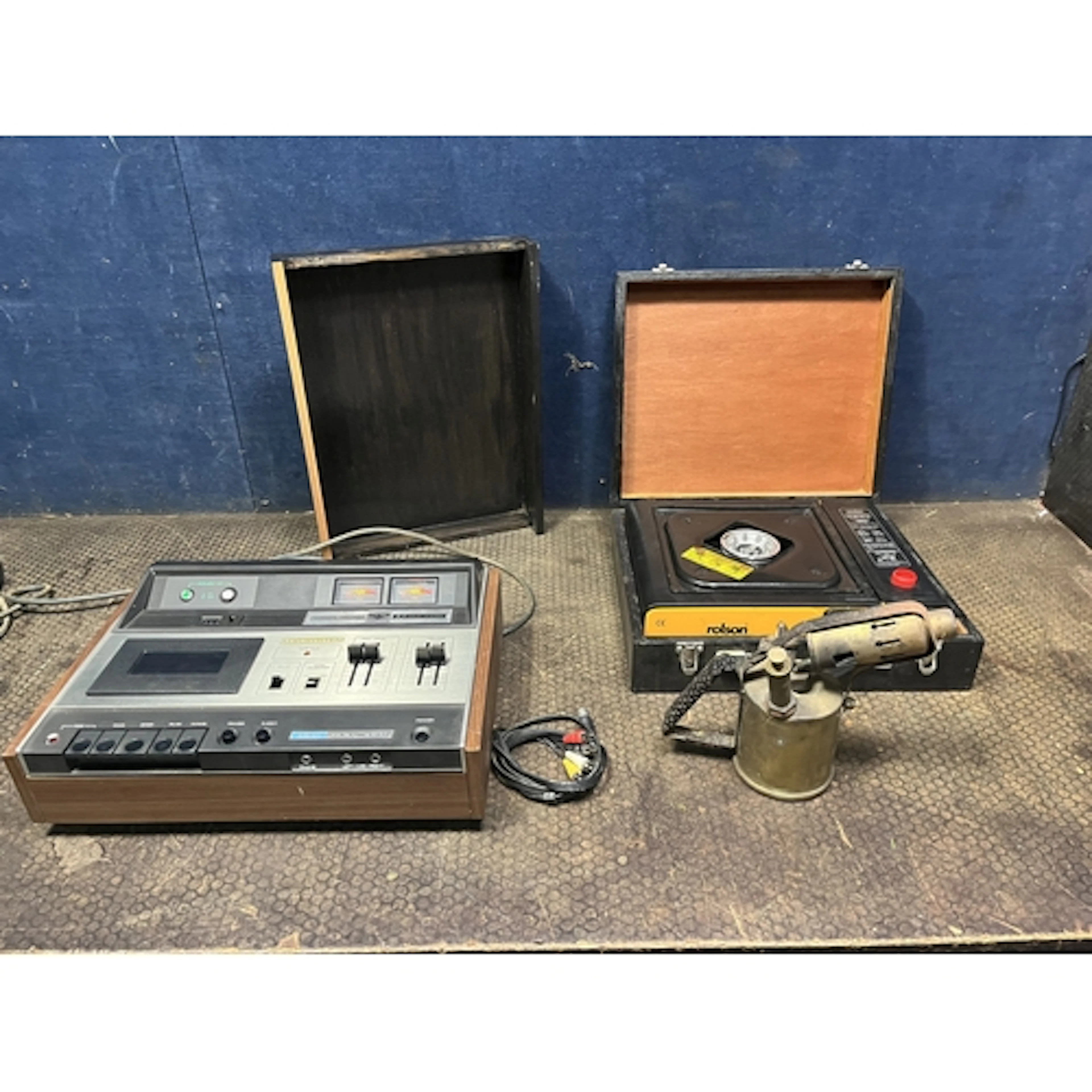 A VINTAGE AKAI GXC-46D CASSETTE TAPE RECORDER, with bespoke ...