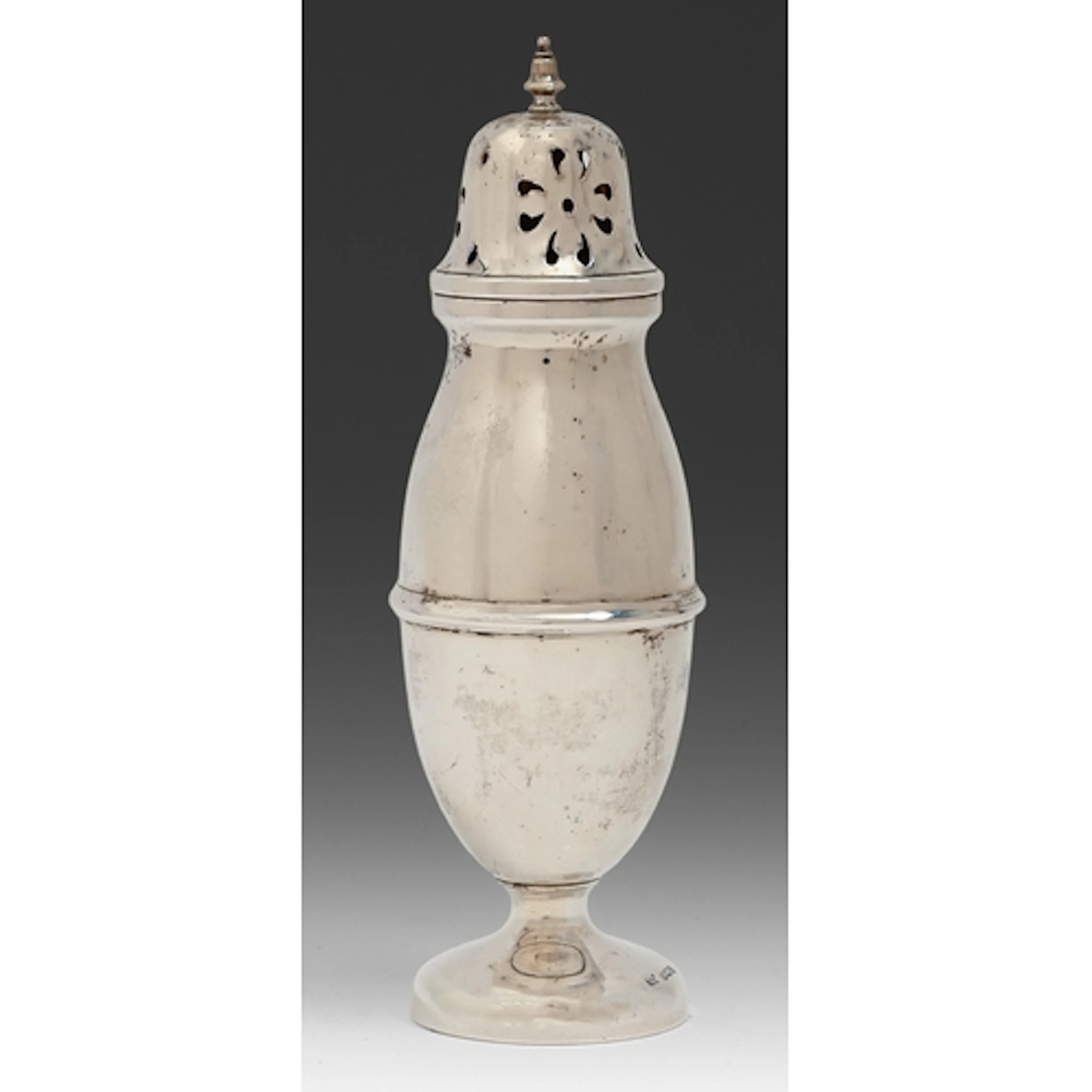 A George V silver sugar caster, 16.5cm h, by W J Myatt &...
