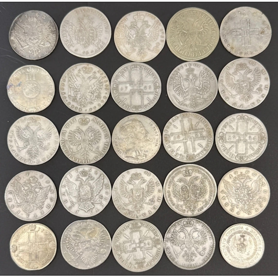 A collection of x24 Russian silver reproduction Roubles, com...